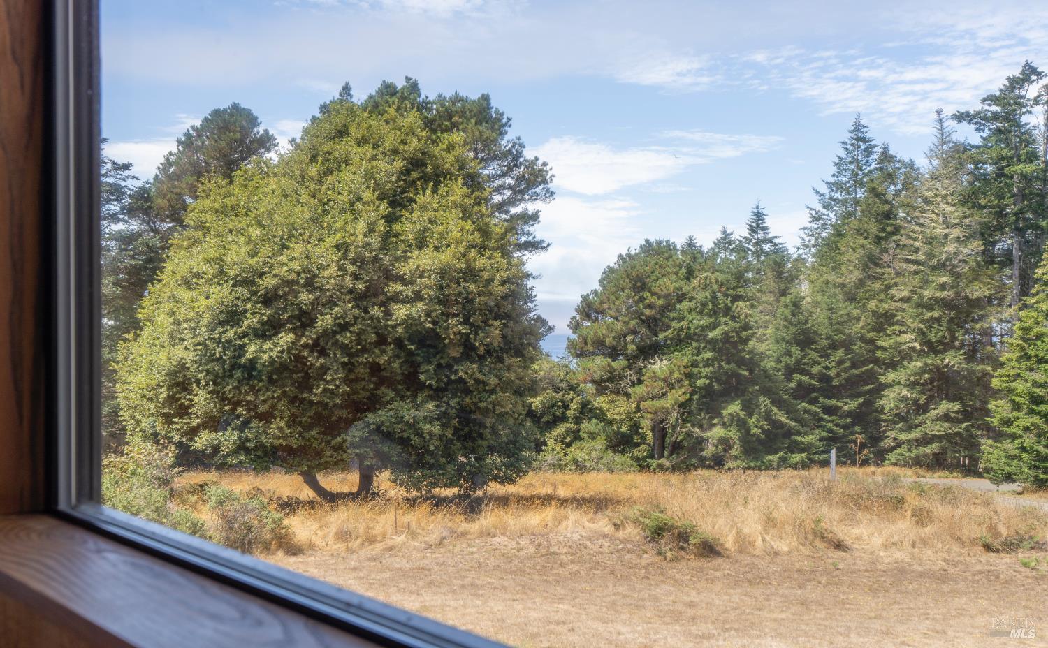 Detail Gallery Image 3 of 48 For 35330 Fly Cloud Rd, The Sea Ranch,  CA 95497 - 1 Beds | 2 Baths