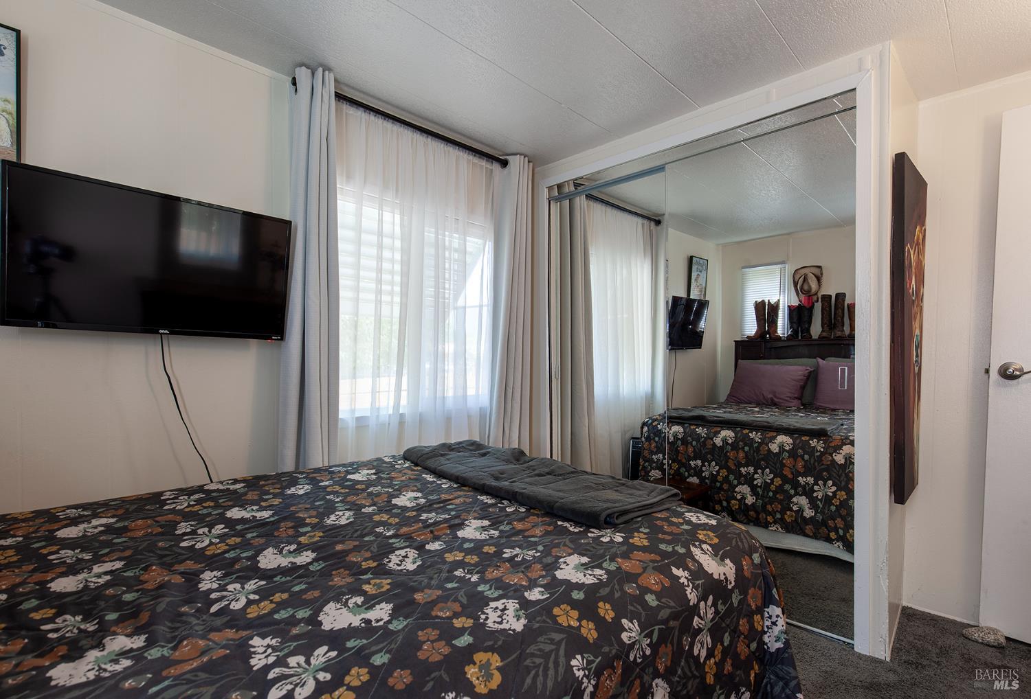 Detail Gallery Image 14 of 25 For 700 E Gobbi St 18, Ukiah,  CA 95482 - 2 Beds | 2 Baths