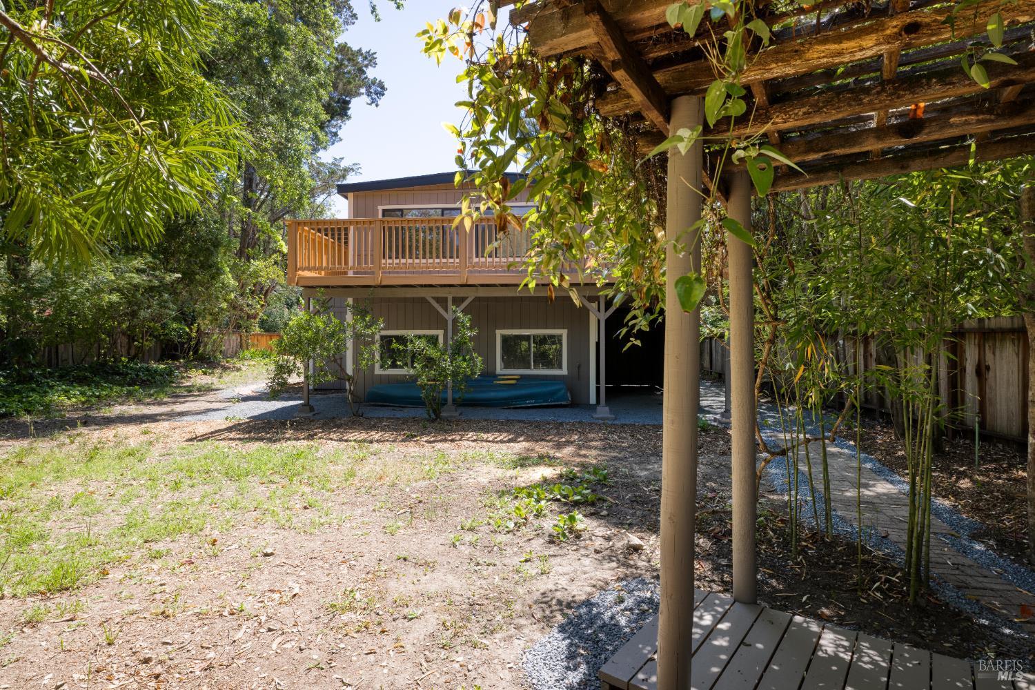Detail Gallery Image 23 of 27 For 14430 Western Ave, Guerneville,  CA 95446 - 2 Beds | 1 Baths