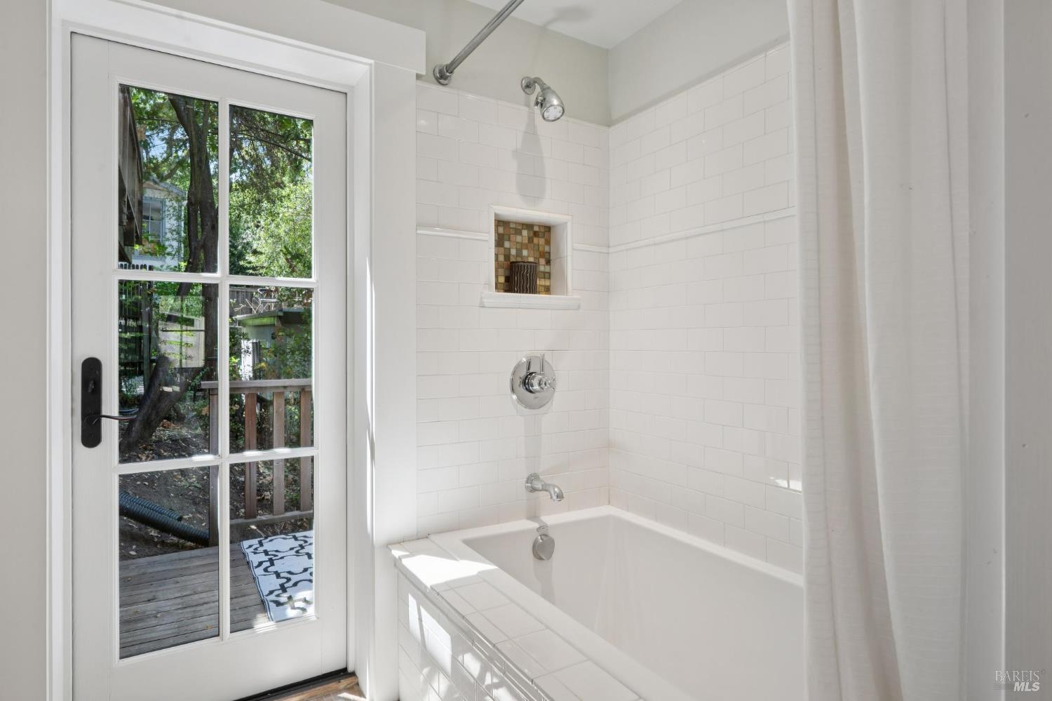 Detail Gallery Image 68 of 73 For 74 Redwood Rd, San Anselmo,  CA 94960 - 4 Beds | 3 Baths