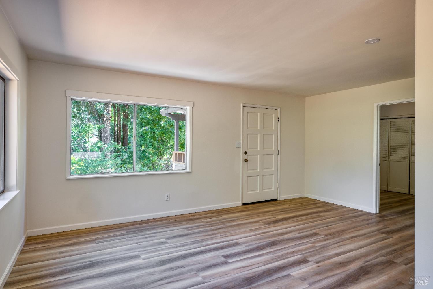 Detail Gallery Image 12 of 27 For 14430 Western Ave, Guerneville,  CA 95446 - 2 Beds | 1 Baths