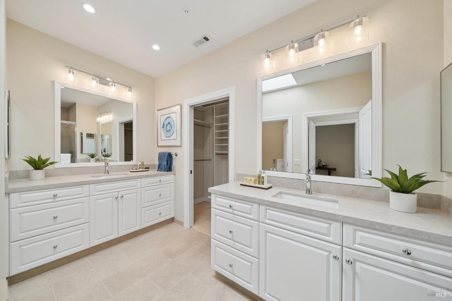 Detail Gallery Image 42 of 69 For 82 Neds Way, Tiburon,  CA 94920 - 3 Beds | 3 Baths