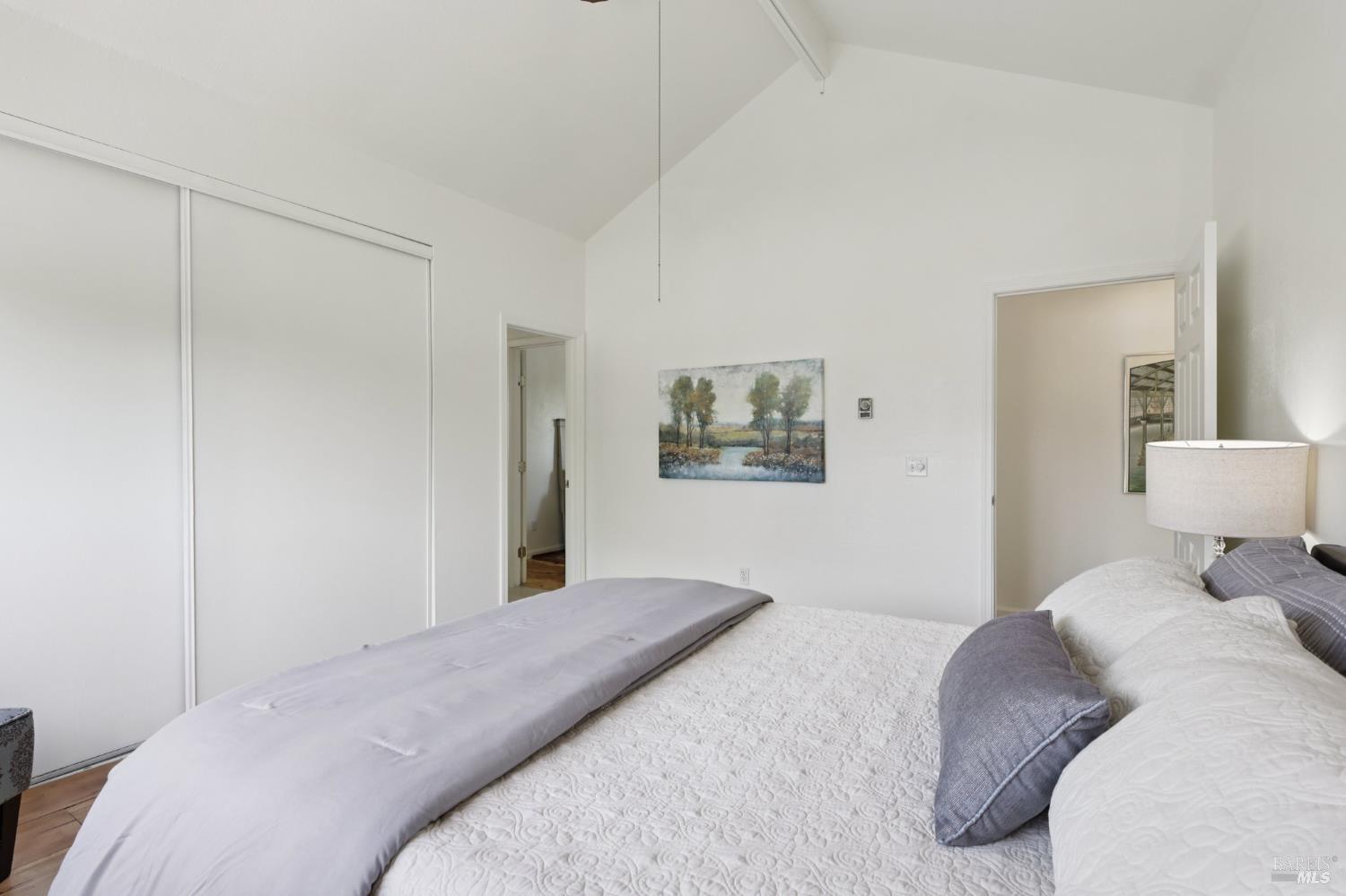 Detail Gallery Image 18 of 31 For 1068 Civic Center Dr, Rohnert Park,  CA 94928 - 2 Beds | 1/1 Baths