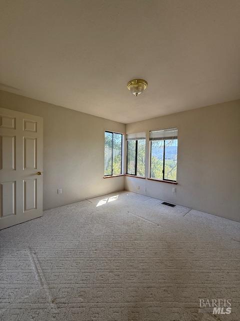 Detail Gallery Image 19 of 58 For 1330 Van Pelt Dr, Ukiah,  CA 95482 - 5 Beds | 3/1 Baths