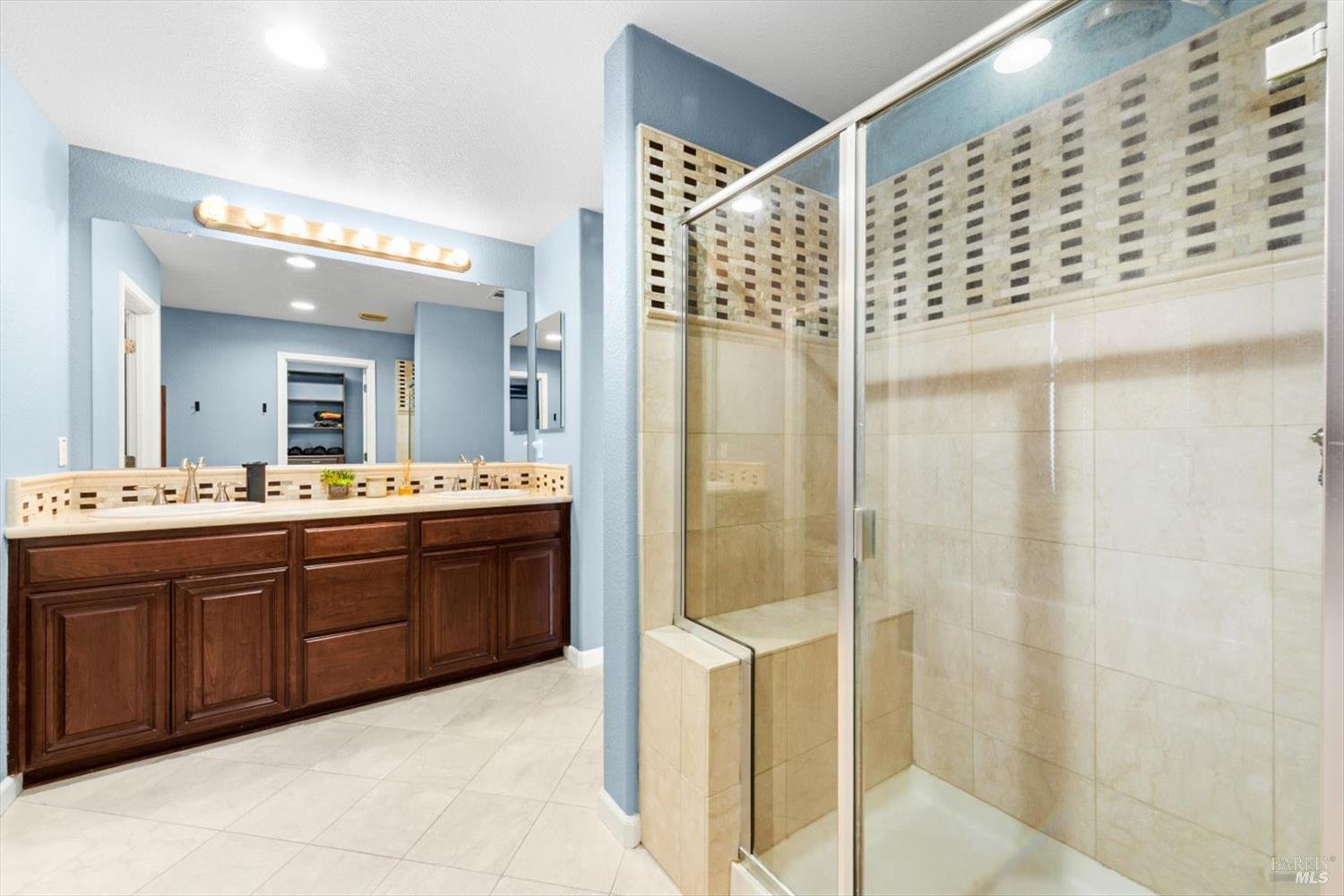 Detail Gallery Image 49 of 67 For 424 Cache Ct, Vacaville,  CA 95688 - 4 Beds | 3 Baths