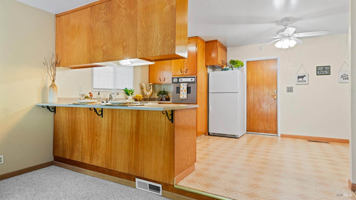 Detail Gallery Image 30 of 78 For 14 St. Paul Cir, Novato,  CA 94947 - 4 Beds | 2 Baths