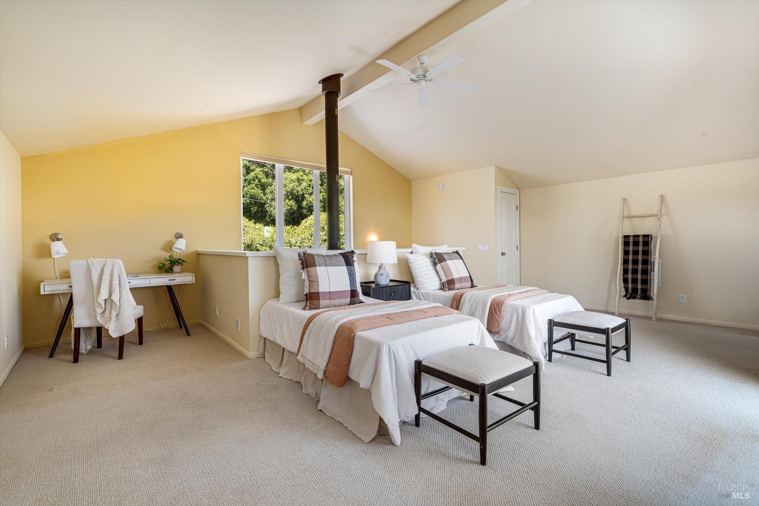 Detail Gallery Image 26 of 60 For 18782 Deer Park Dr, Sonoma,  CA 95476 - 3 Beds | 2/1 Baths