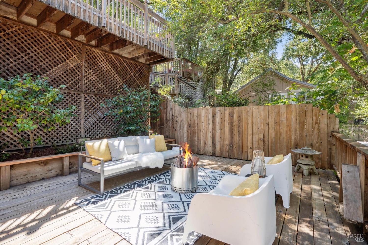 Detail Gallery Image 57 of 73 For 74 Redwood Rd, San Anselmo,  CA 94960 - 4 Beds | 3 Baths