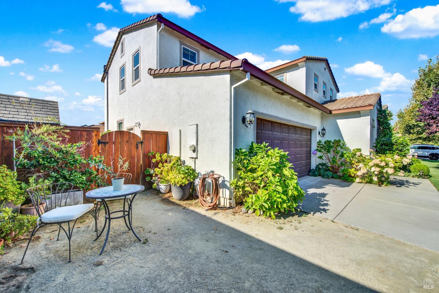 Detail Gallery Image 4 of 73 For 248 via Del Sol Unkn, Vacaville,  CA 95687 - 4 Beds | 3 Baths
