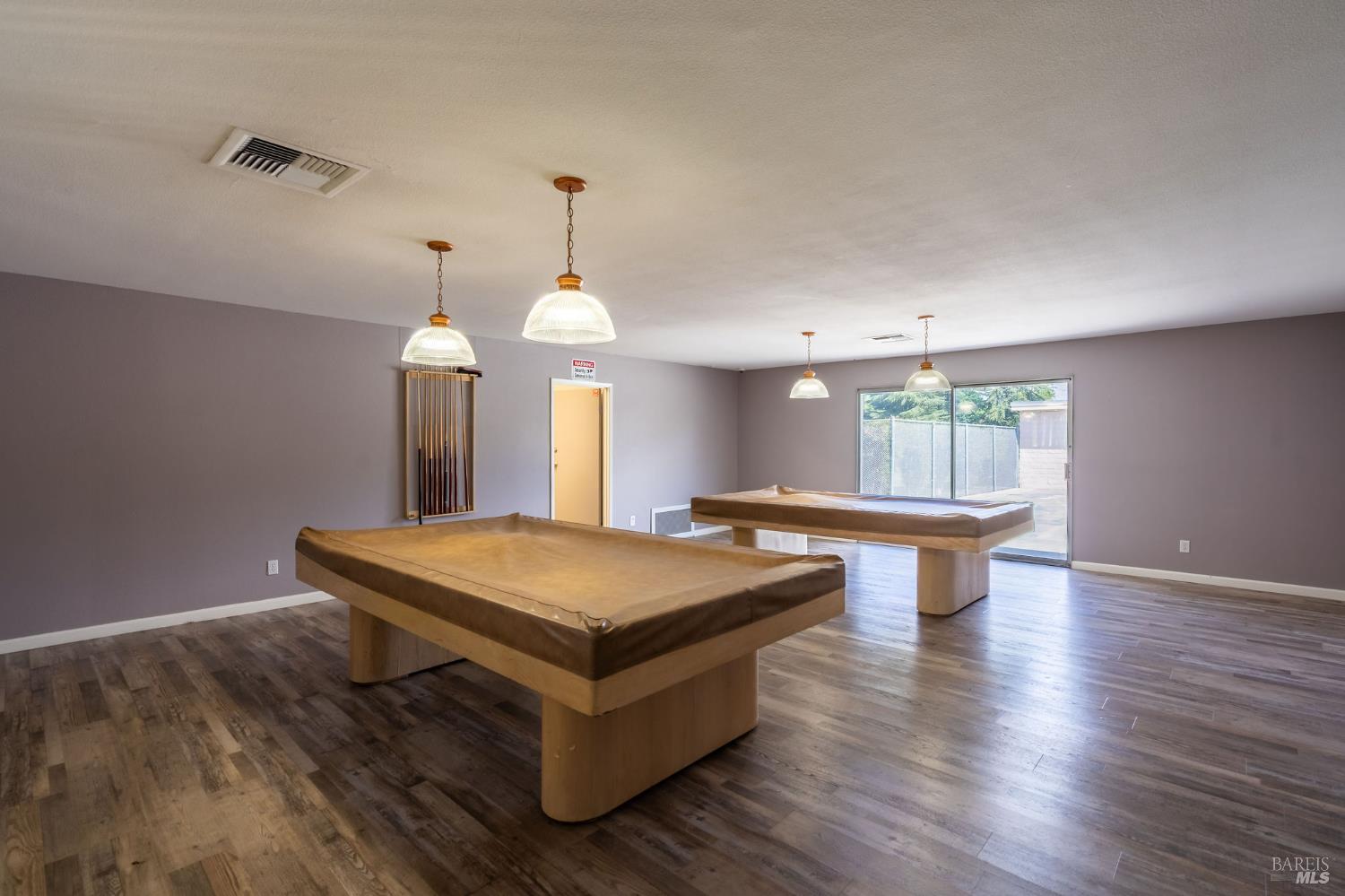 Detail Gallery Image 32 of 32 For 188 Rancho Verde Cir, Rohnert Park,  CA 94928 - 3 Beds | 2 Baths