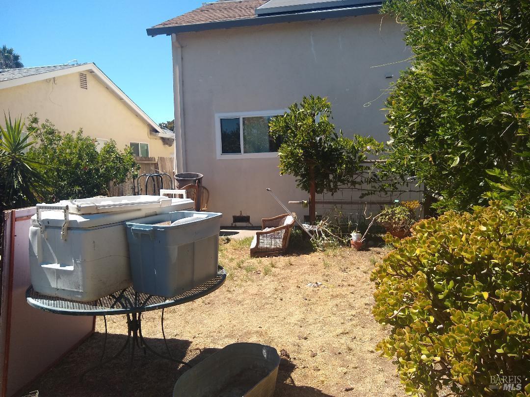 Detail Gallery Image 11 of 20 For 2092 Kingfisher Way, Fairfield,  CA 94533 - 4 Beds | 2 Baths