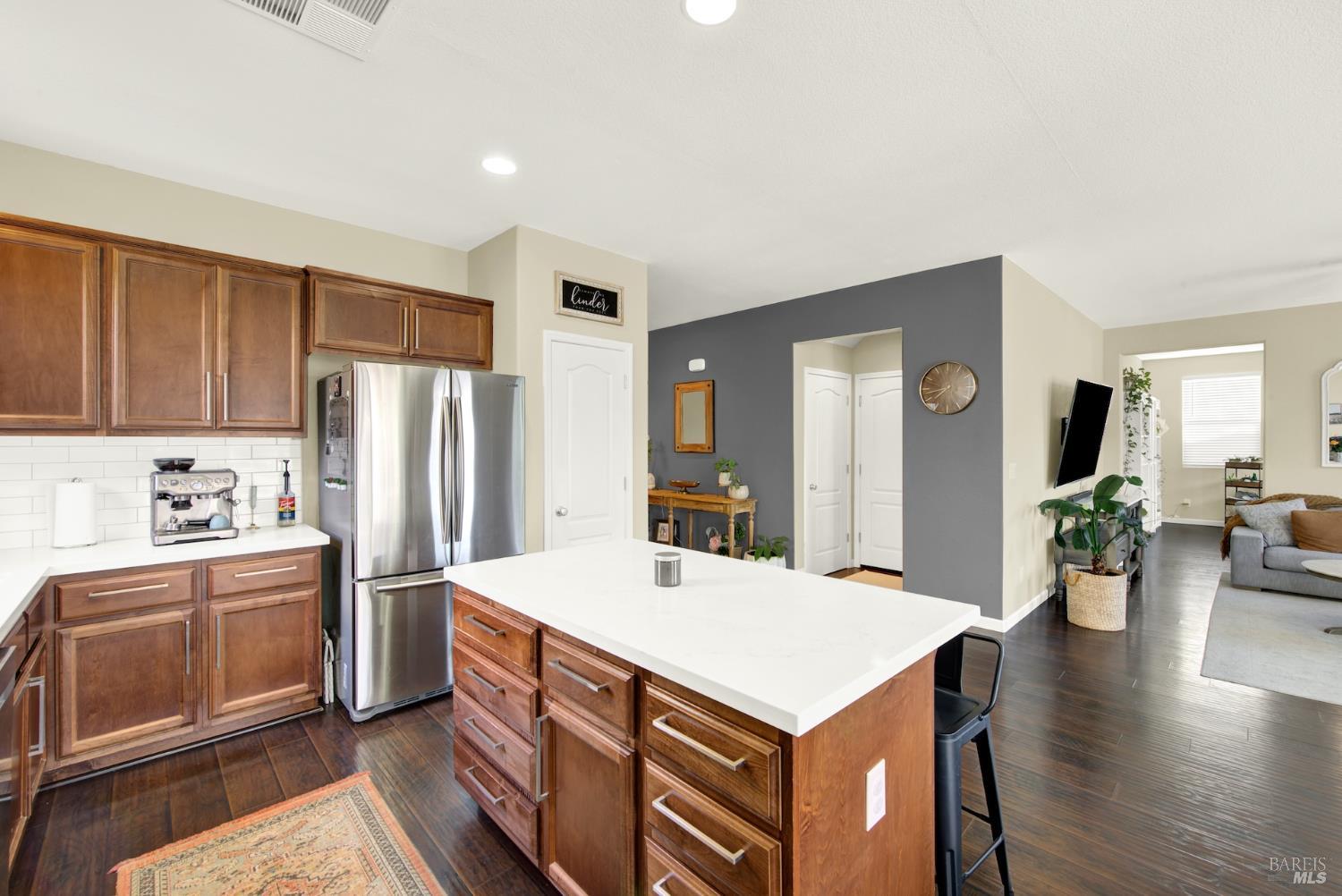 Detail Gallery Image 17 of 73 For 248 via Del Sol Unkn, Vacaville,  CA 95687 - 4 Beds | 3 Baths