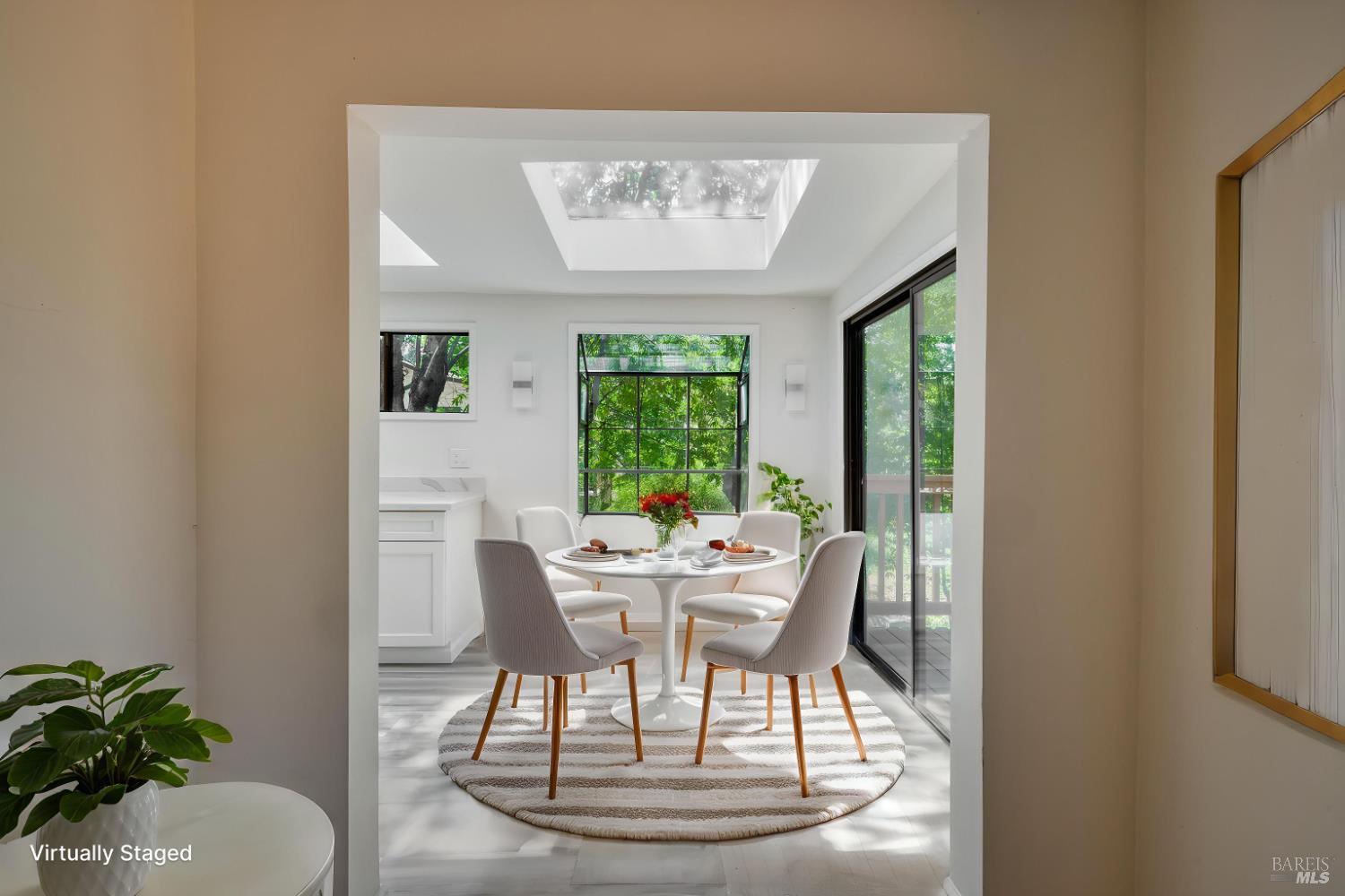 Detail Gallery Image 5 of 27 For 14430 Western Ave, Guerneville,  CA 95446 - 2 Beds | 1 Baths