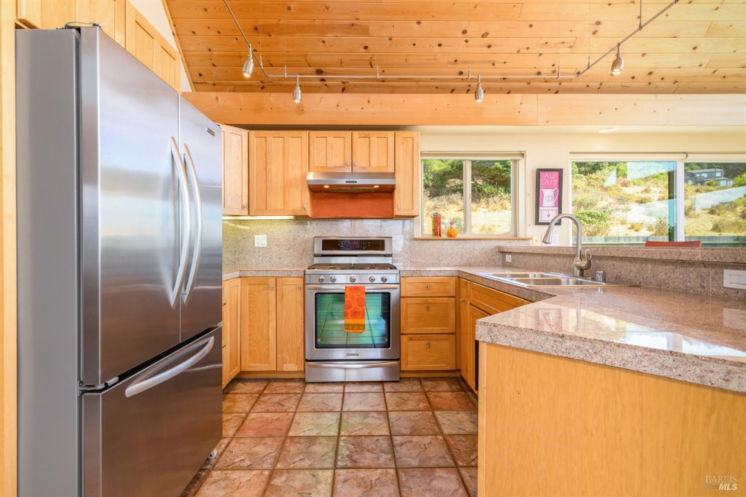 Detail Gallery Image 17 of 46 For 220 Vantage Rd, The Sea Ranch,  CA 95497 - 3 Beds | 2 Baths