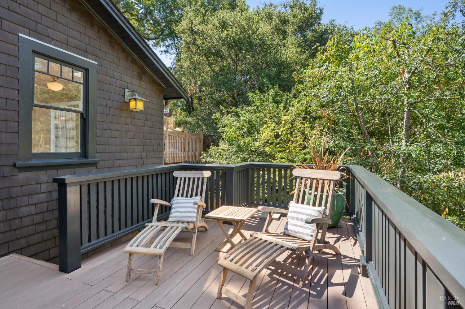 Detail Gallery Image 34 of 73 For 74 Redwood Rd, San Anselmo,  CA 94960 - 4 Beds | 3 Baths