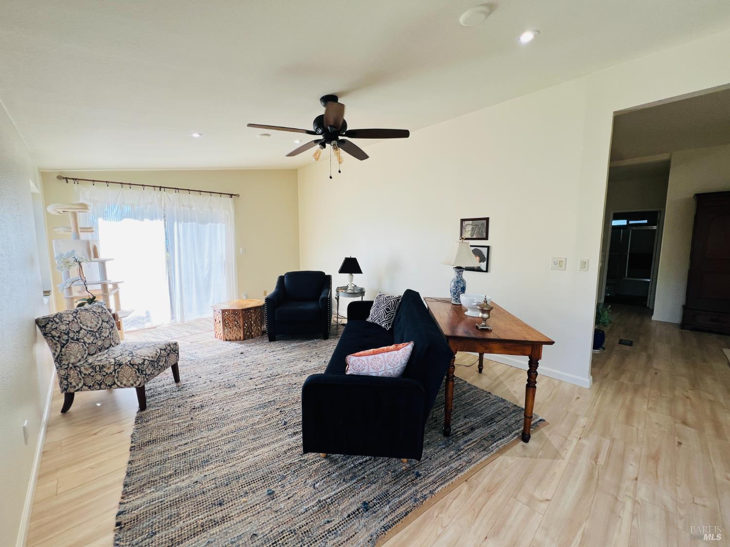 Detail Gallery Image 25 of 57 For 94 Leisure Park Cir, Santa Rosa,  CA 95401 - 3 Beds | 2 Baths