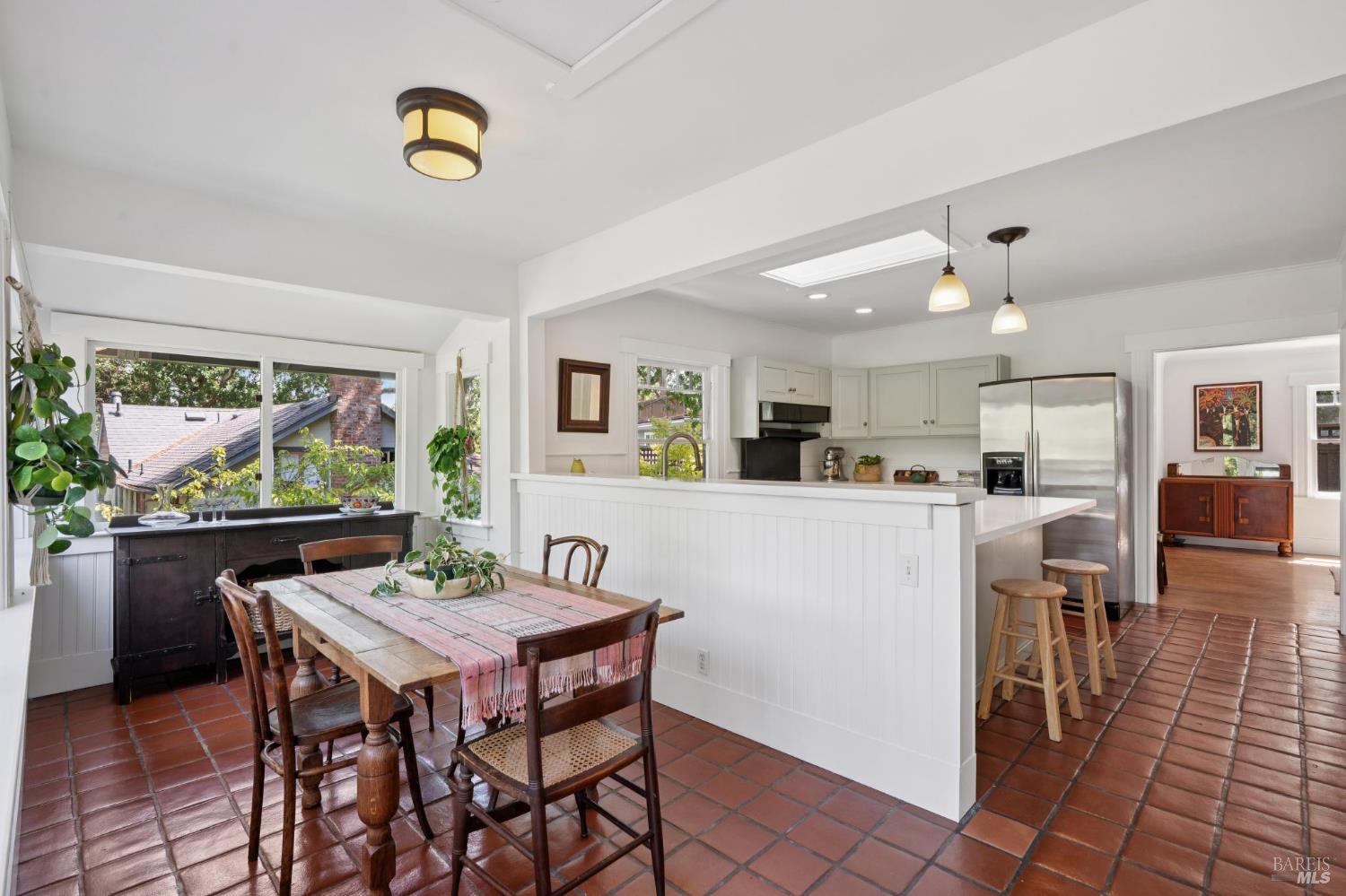 Detail Gallery Image 27 of 73 For 74 Redwood Rd, San Anselmo,  CA 94960 - 4 Beds | 3 Baths