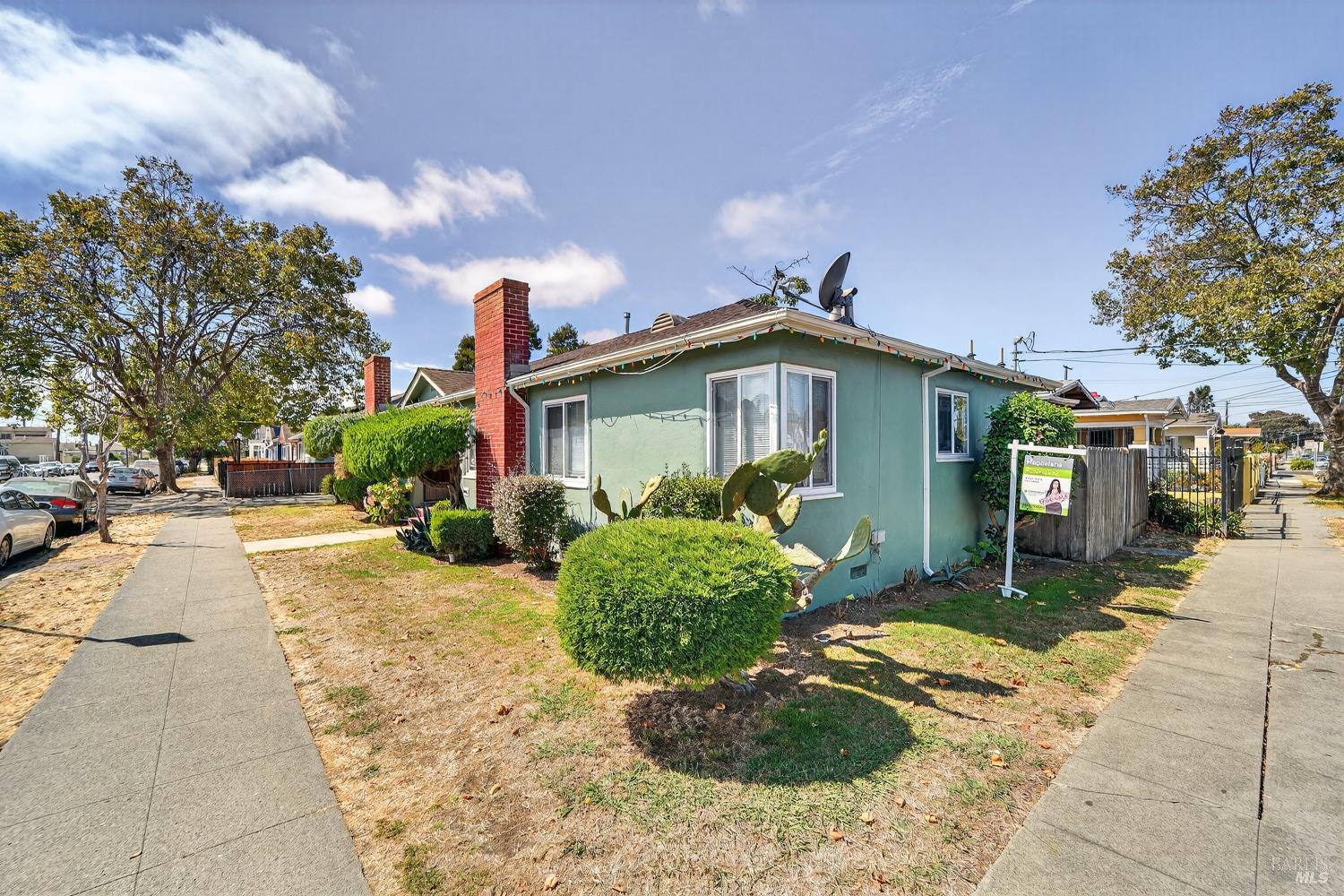 Detail Gallery Image 6 of 25 For 569 18th St, Richmond,  CA 94801 - – Beds | – Baths