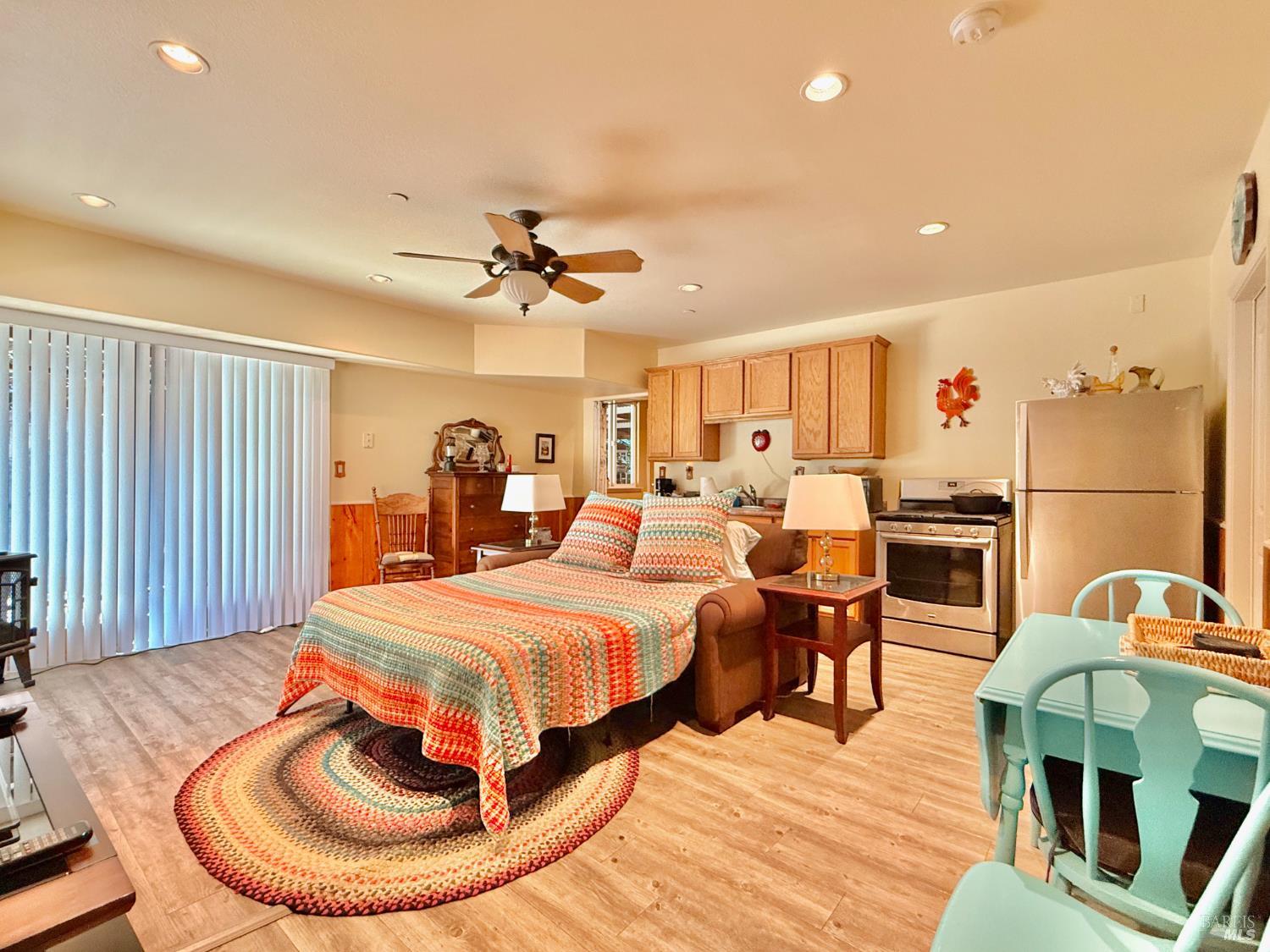 Detail Gallery Image 18 of 46 For 14235 Armstrong Woods Rd, Guerneville,  CA 95446 - 2 Beds | 2 Baths