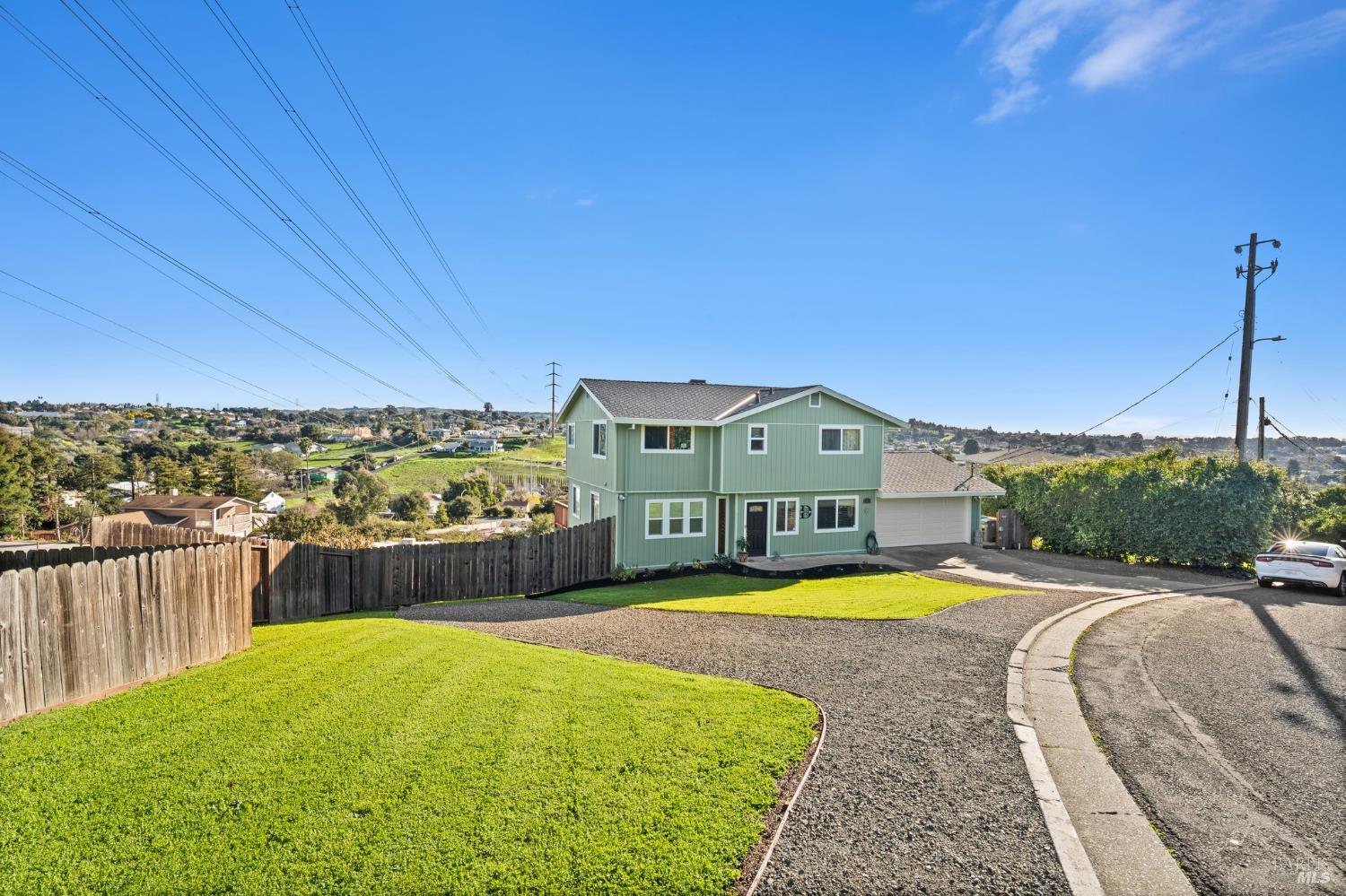Detail Gallery Image 4 of 66 For 147 Acacia Way, Vallejo,  CA 94591 - 4 Beds | 2/1 Baths