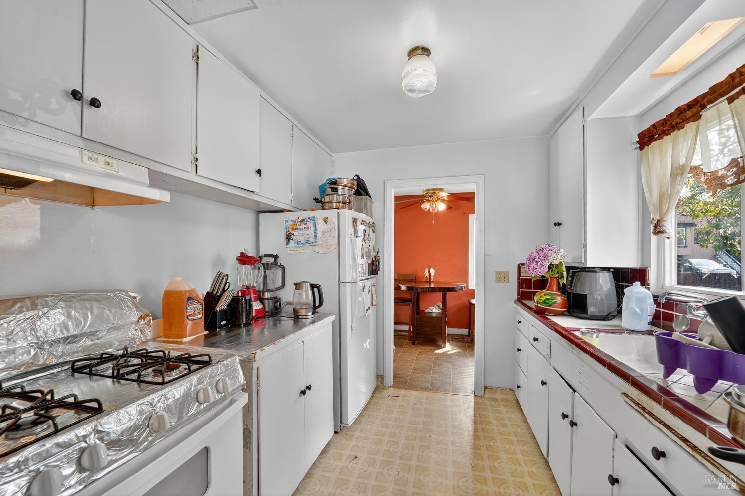 Detail Gallery Image 16 of 25 For 569 18th St, Richmond,  CA 94801 - – Beds | – Baths