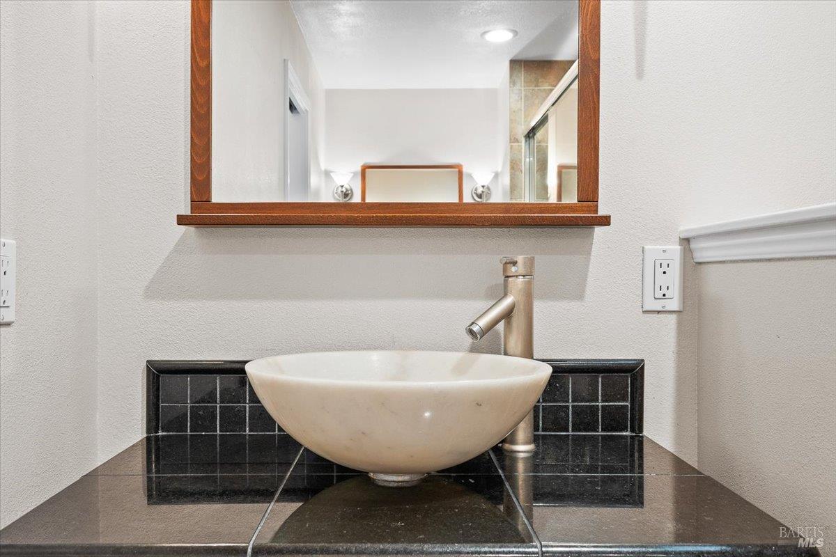 Detail Gallery Image 24 of 39 For 859 Green Way, Santa Rosa,  CA 95404 - 3 Beds | 2 Baths