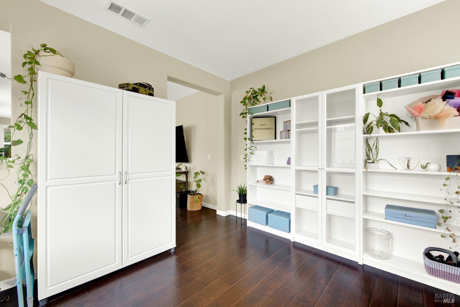 Detail Gallery Image 26 of 73 For 248 via Del Sol Unkn, Vacaville,  CA 95687 - 4 Beds | 3 Baths