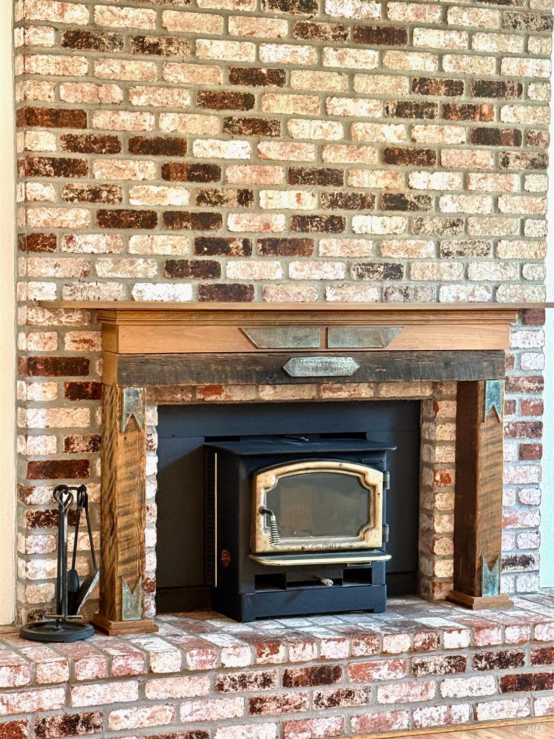 Detail Gallery Image 11 of 39 For 859 Green Way, Santa Rosa,  CA 95404 - 3 Beds | 2 Baths