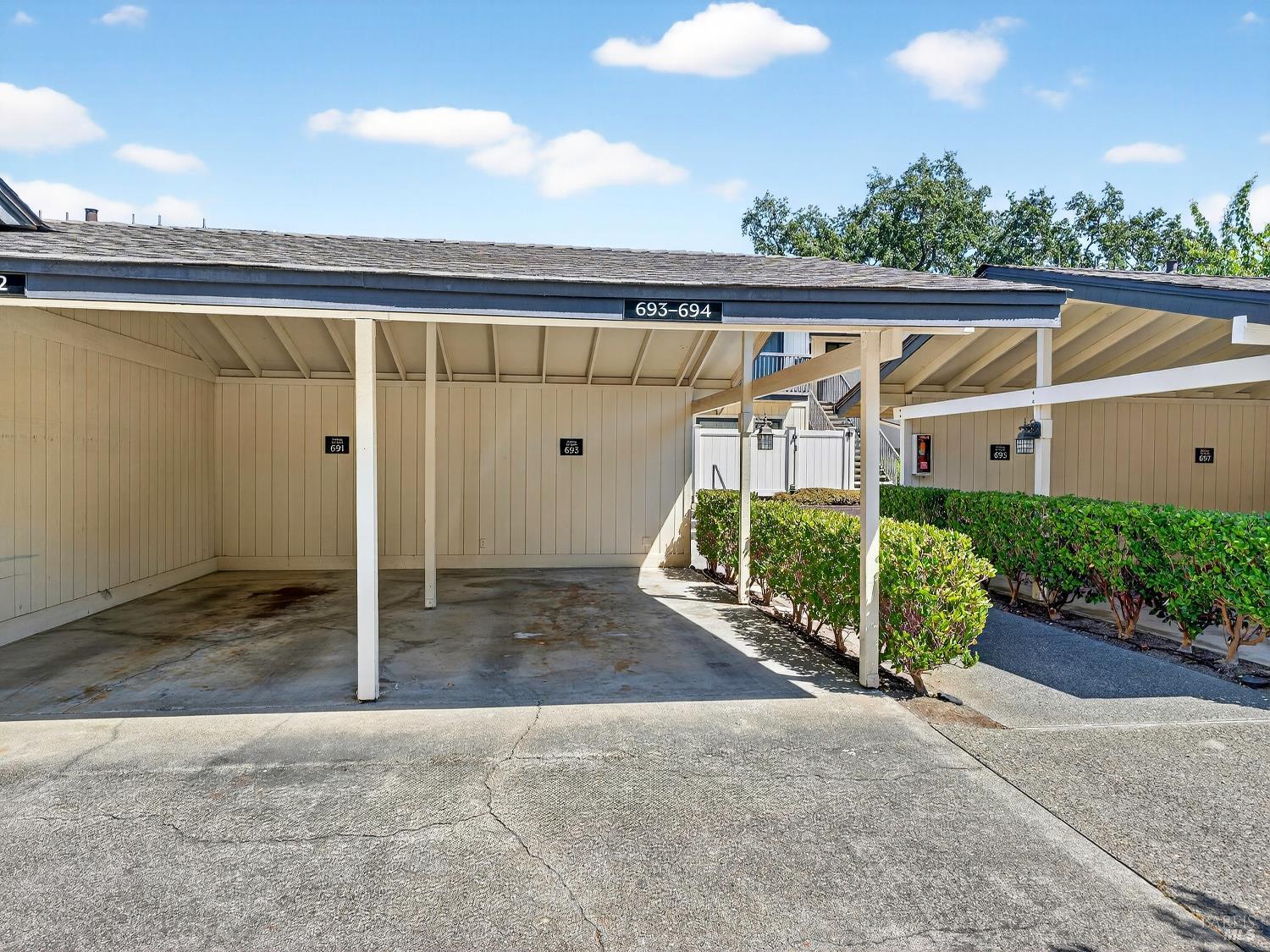 Detail Gallery Image 22 of 23 For 693 Cottage Dr, Napa,  CA 94558 - 2 Beds | 2 Baths