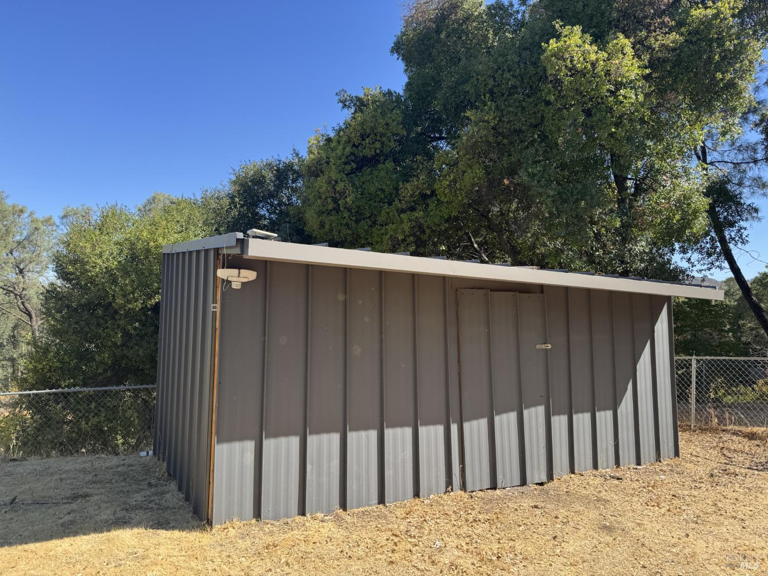 Detail Gallery Image 5 of 21 For 4940 Spruce St, Clearlake,  CA 95422 - 4 Beds | 2 Baths