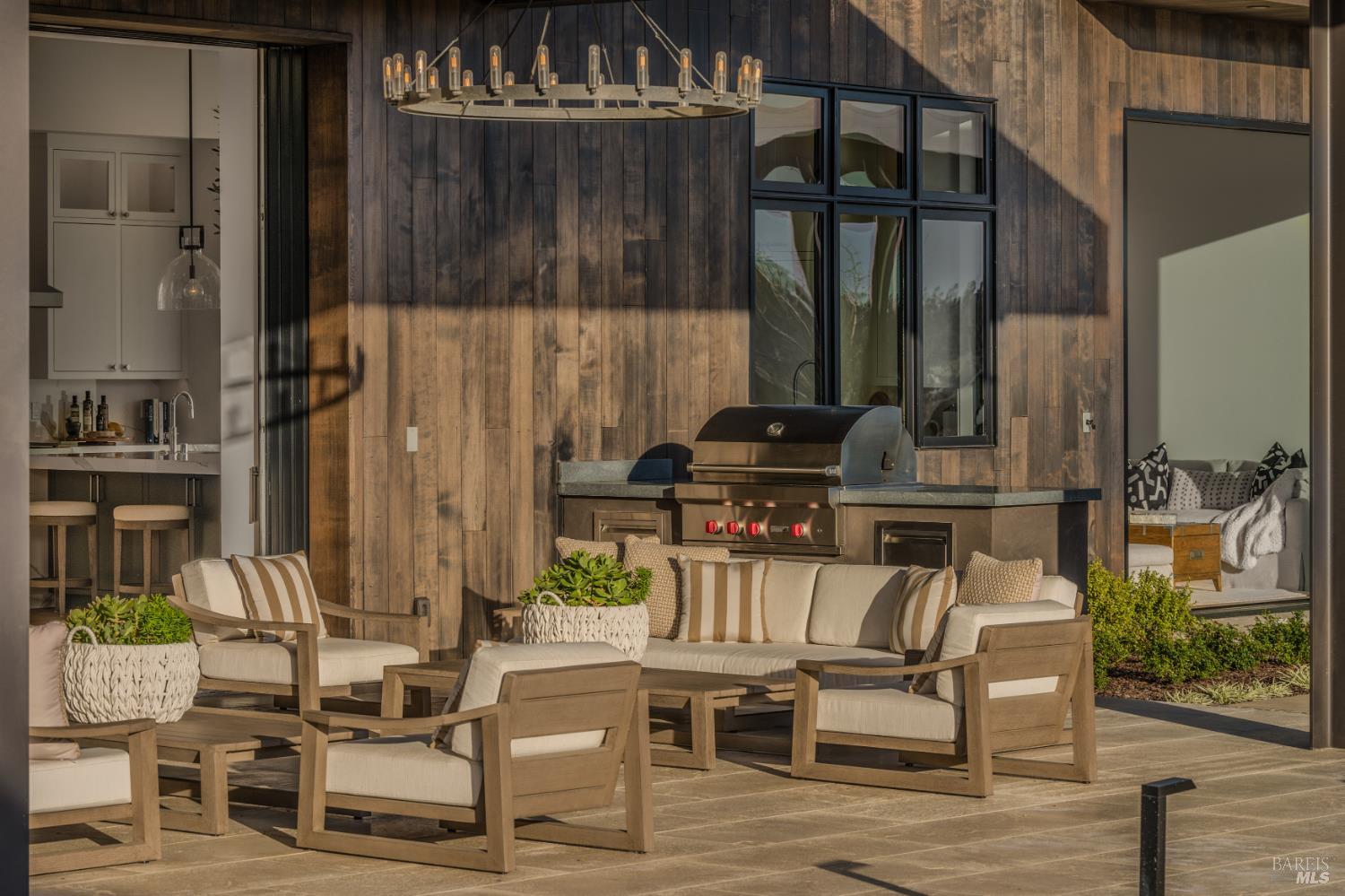 Detail Gallery Image 22 of 71 For 6691 Finnell Rd, Yountville,  CA 94599 - 6 Beds | 7/2 Baths