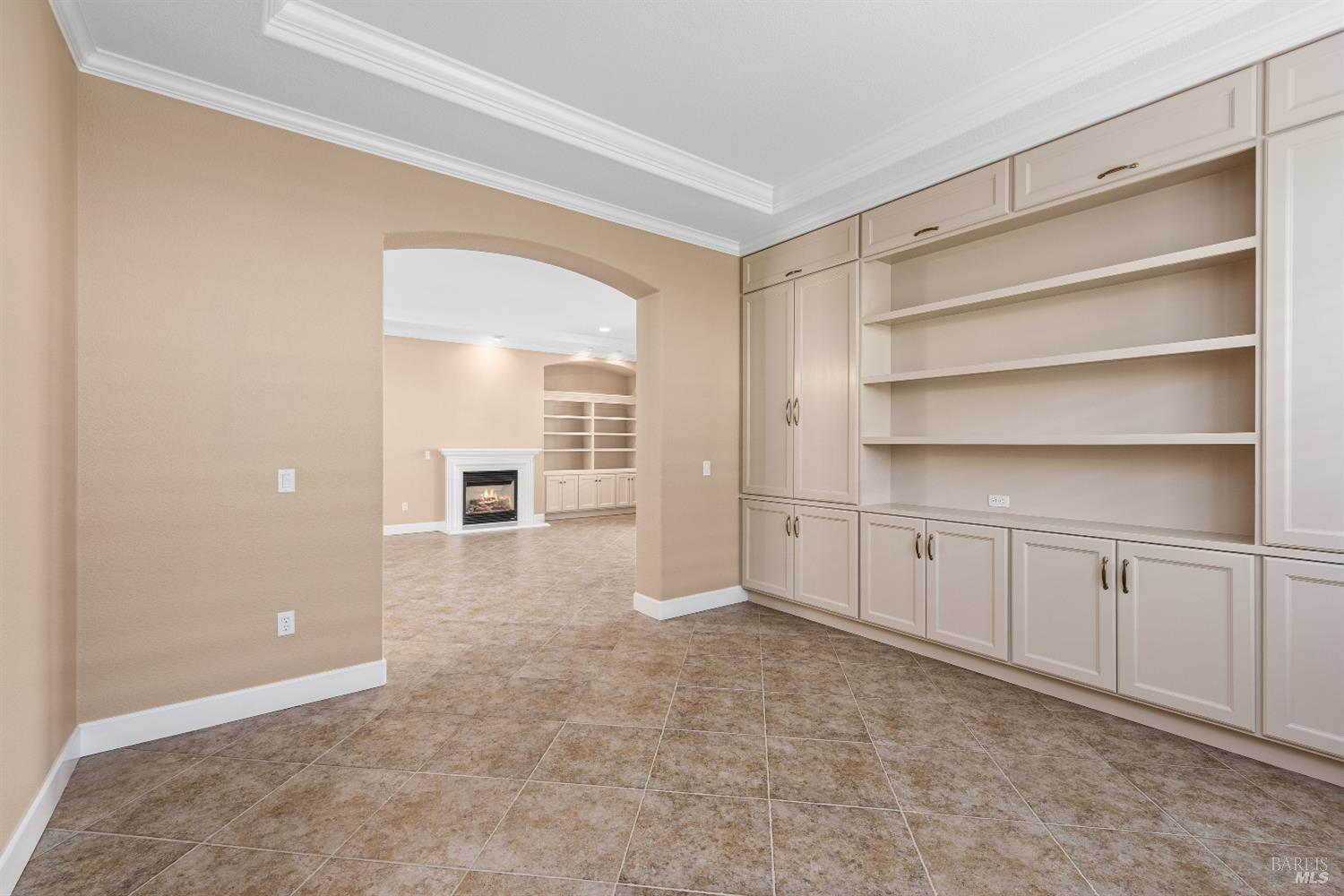 Detail Gallery Image 7 of 39 For 7518 Walnut Orchard Way, Santa Rosa,  CA 95409 - 3 Beds | 2 Baths