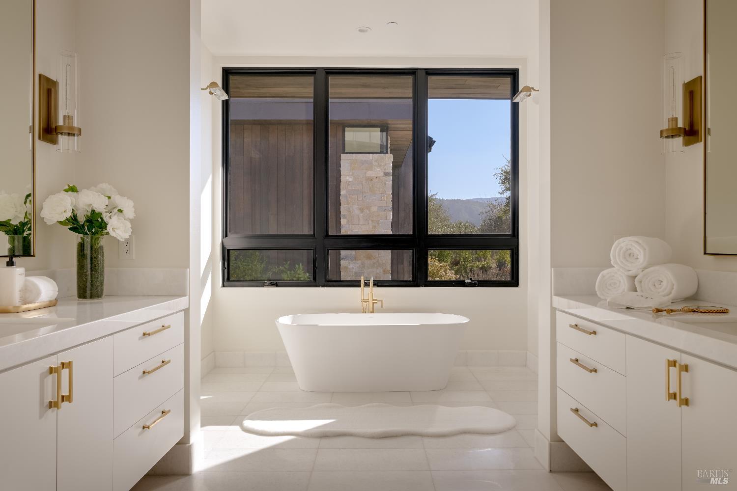 Detail Gallery Image 35 of 71 For 6691 Finnell Rd, Yountville,  CA 94599 - 6 Beds | 7/2 Baths