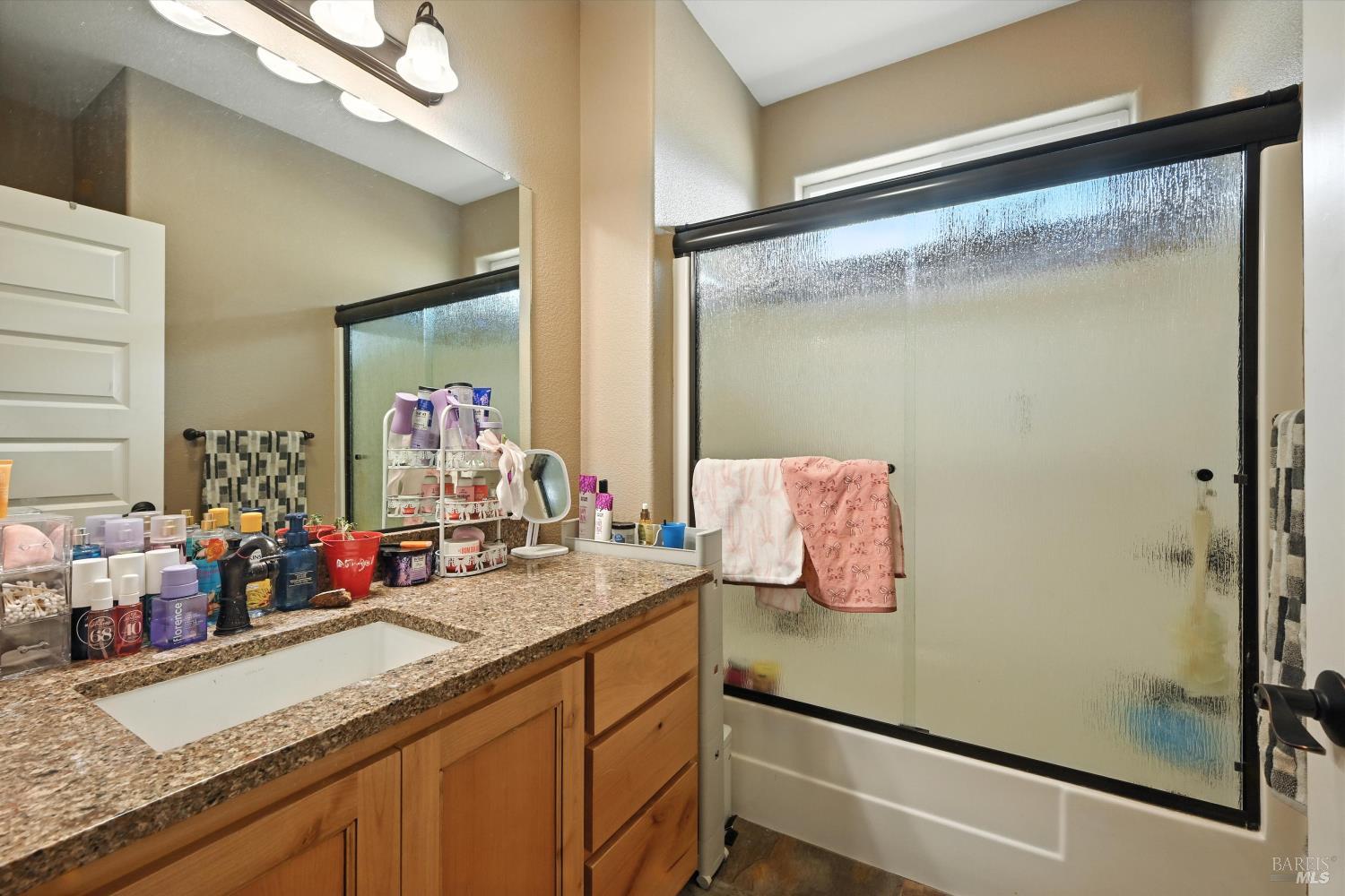Detail Gallery Image 16 of 24 For 9482 Hoberg Dr, Cobb,  CA 95426 - 3 Beds | 2 Baths