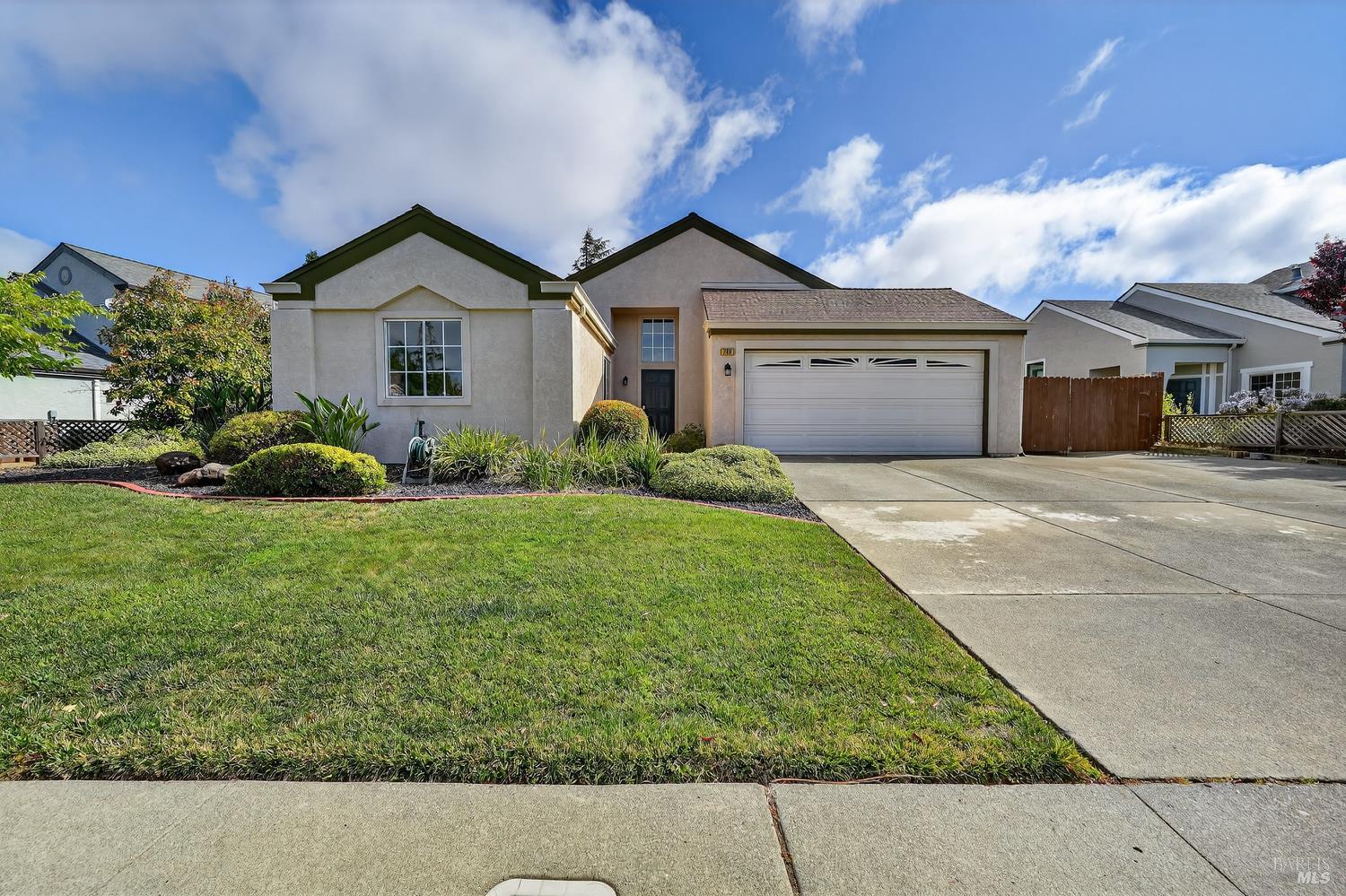 Detail Gallery Image 2 of 61 For 789 Barton Way, Benicia,  CA 94510 - 3 Beds | 2 Baths