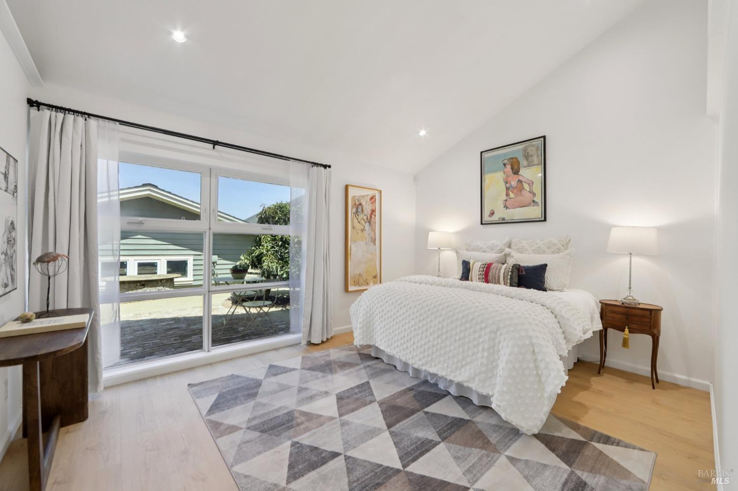Detail Gallery Image 69 of 99 For 161 E D St, Benicia,  CA 94510 - 4 Beds | 3/1 Baths
