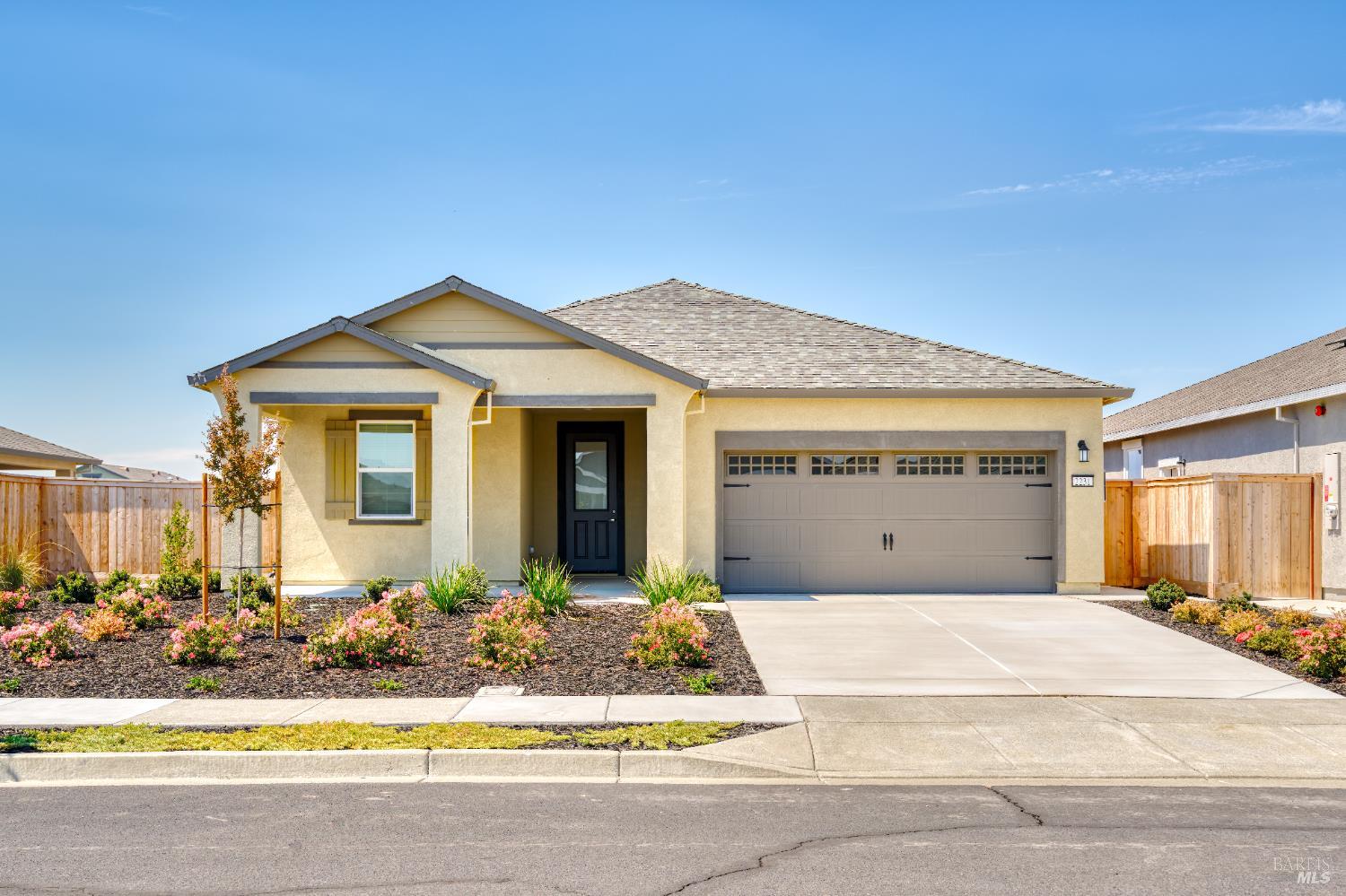 Detail Gallery Image 1 of 31 For 2231 Espana Ln, Rio Vista,  CA 94571 - 2 Beds | 2 Baths