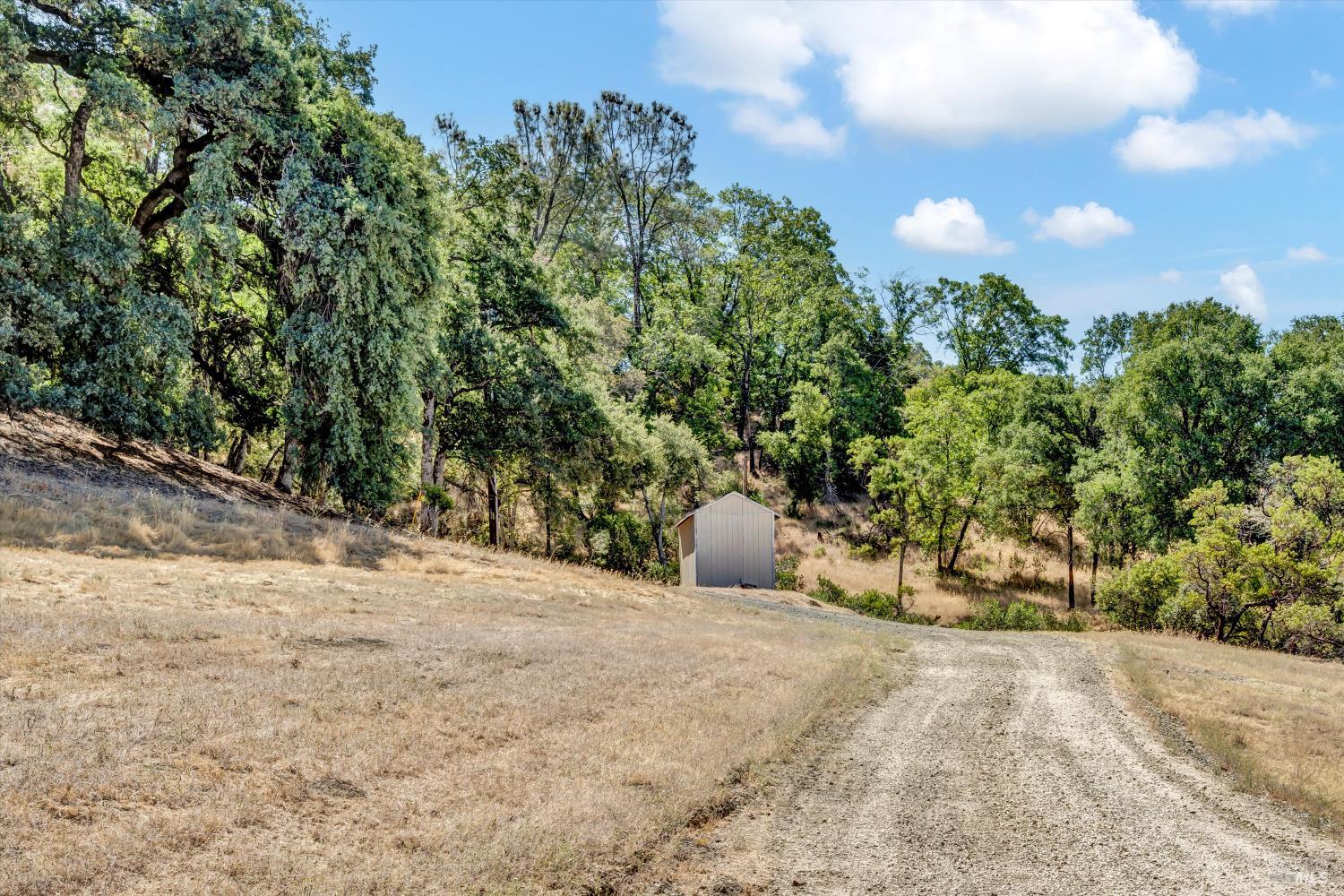 Detail Gallery Image 42 of 54 For 10225 Kelsey Creek Dr, Kelseyville,  CA 95451 - 3 Beds | 3 Baths