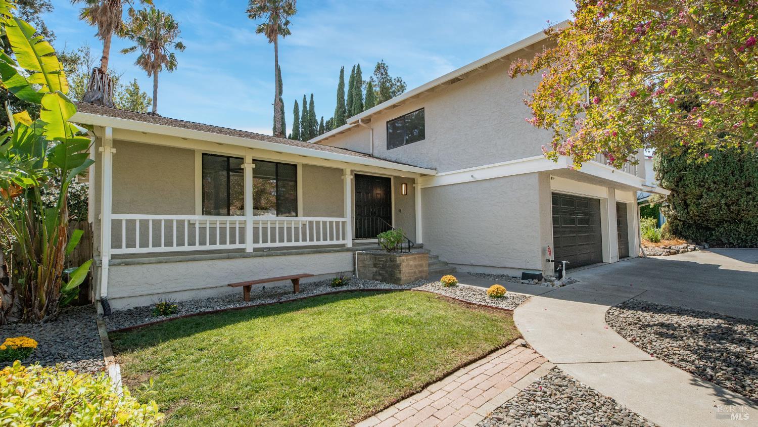 Detail Gallery Image 5 of 99 For 3265 Arroyo Dr, Fairfield,  CA 94533 - 4 Beds | 2/1 Baths