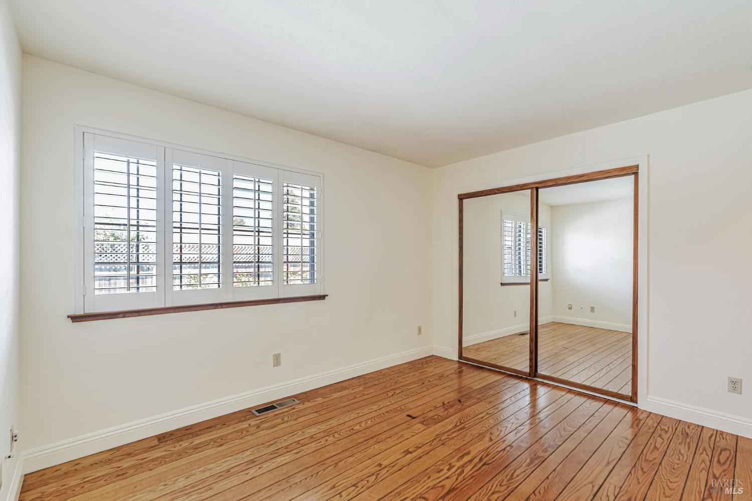 Detail Gallery Image 36 of 45 For 2213 Warwick Dr, Santa Rosa,  CA 95405 - 3 Beds | 2/1 Baths