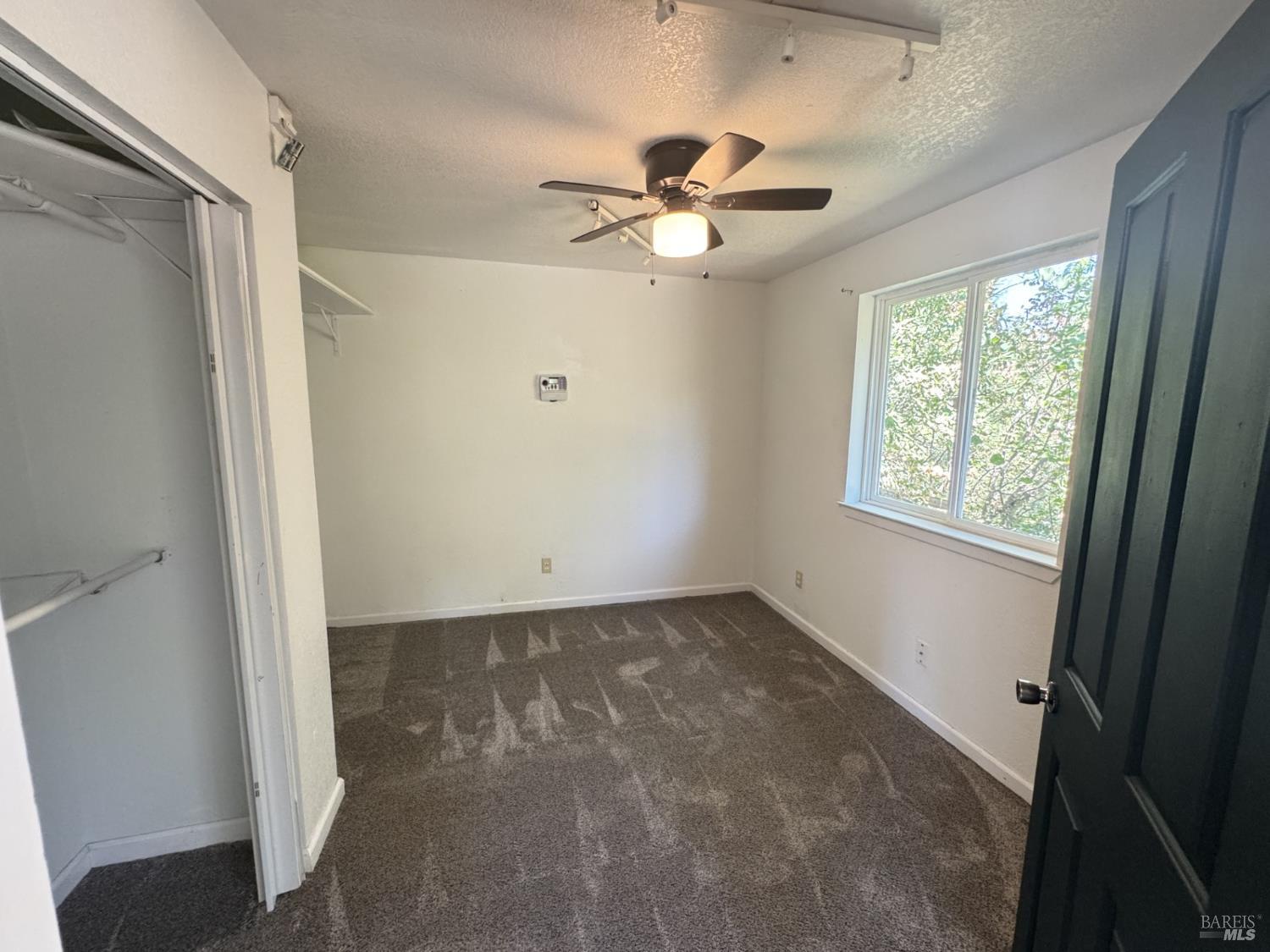 Detail Gallery Image 10 of 21 For 4940 Spruce St, Clearlake,  CA 95422 - 4 Beds | 2 Baths
