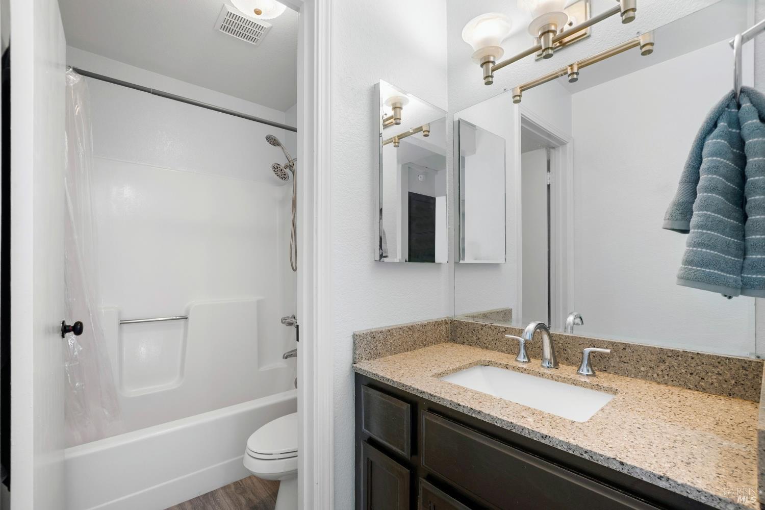 Detail Gallery Image 21 of 25 For 1 Frisbie St #415,  Vallejo,  CA 94590 - 2 Beds | 1/1 Baths