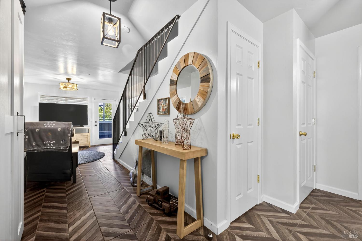 Detail Gallery Image 24 of 26 For 16799 Center Way, Guerneville,  CA 95446 - 5 Beds | 2 Baths