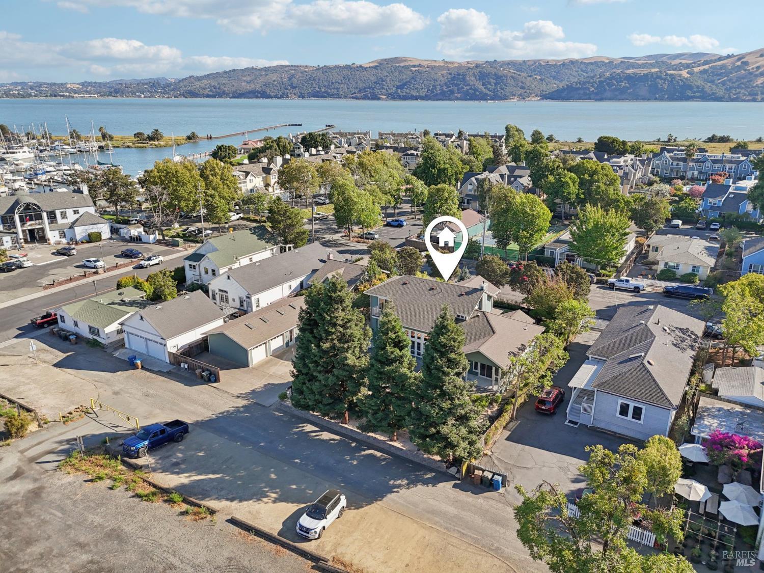 Detail Gallery Image 86 of 99 For 161 E D St, Benicia,  CA 94510 - 4 Beds | 3/1 Baths