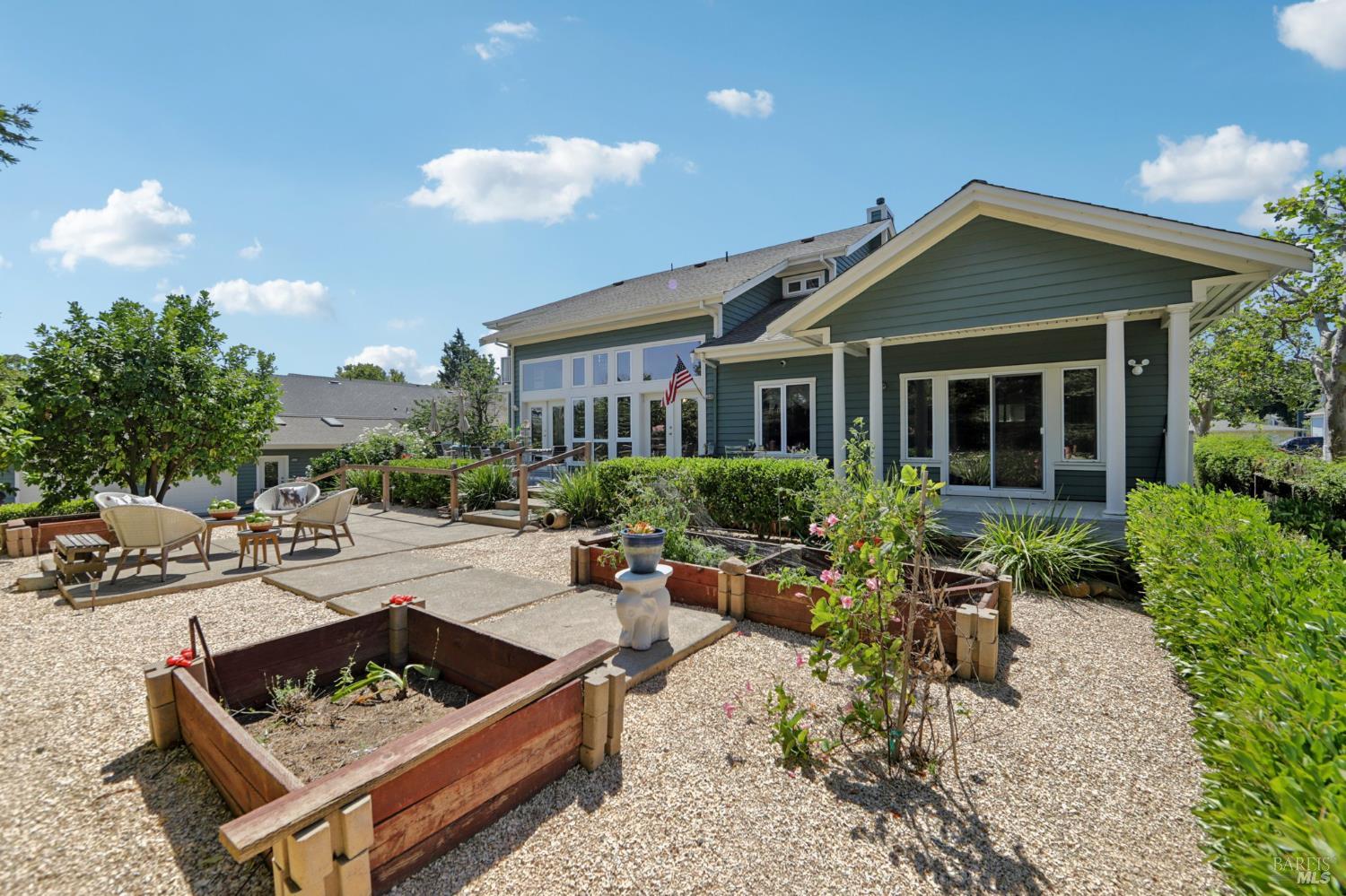 Detail Gallery Image 51 of 99 For 161 E D St, Benicia,  CA 94510 - 4 Beds | 3/1 Baths