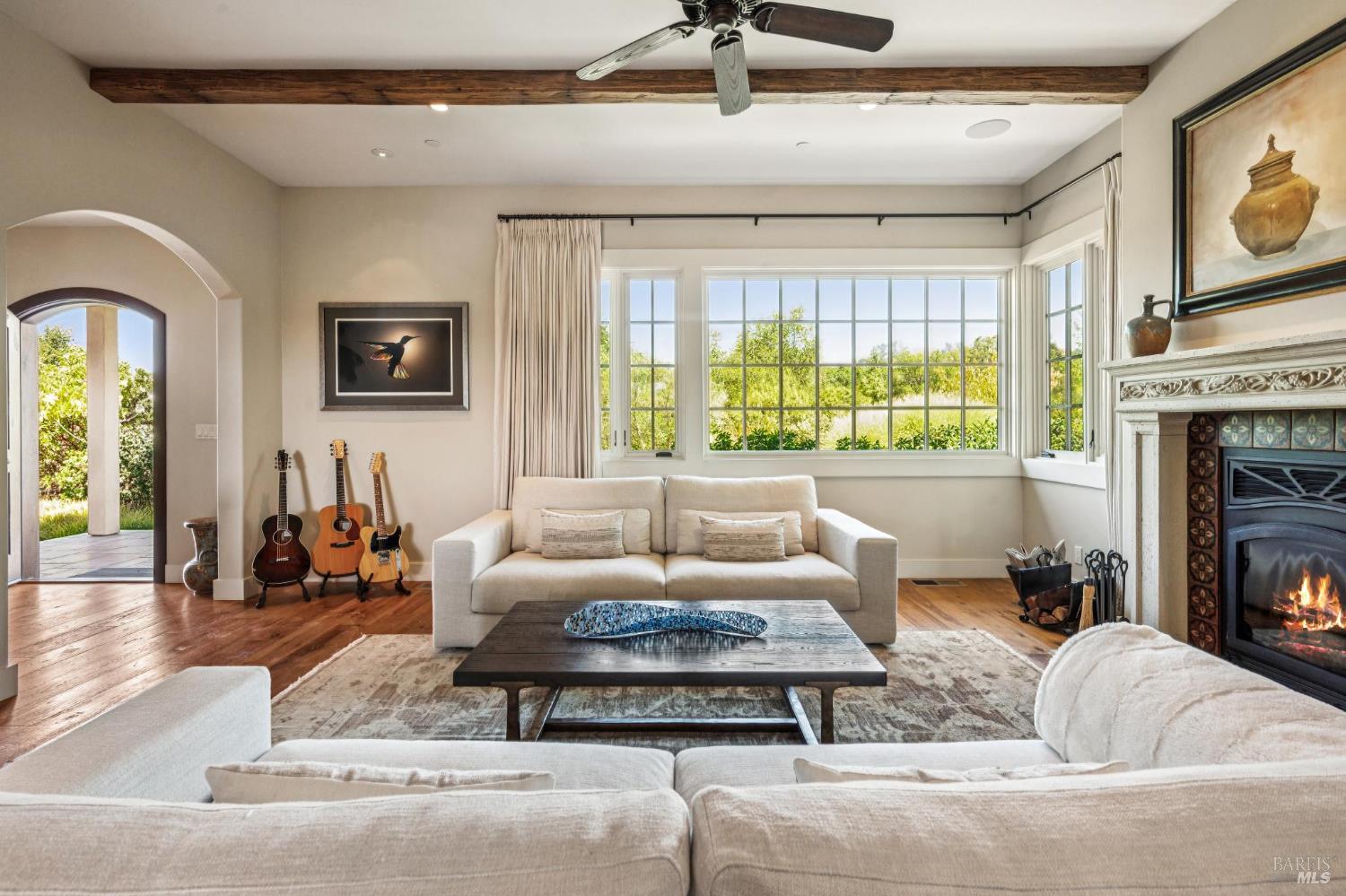 Detail Gallery Image 23 of 46 For 1057 Red Tail Rd, Healdsburg,  CA 95448 - 2 Beds | 3/1 Baths