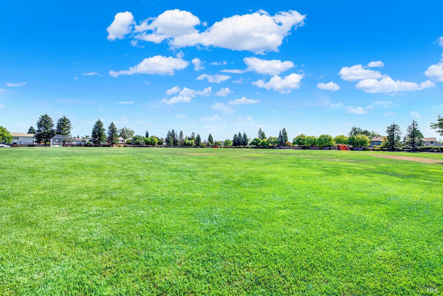 Detail Gallery Image 93 of 99 For 218 Donegal Ct, Vacaville,  CA 95688 - 4 Beds | 2/1 Baths
