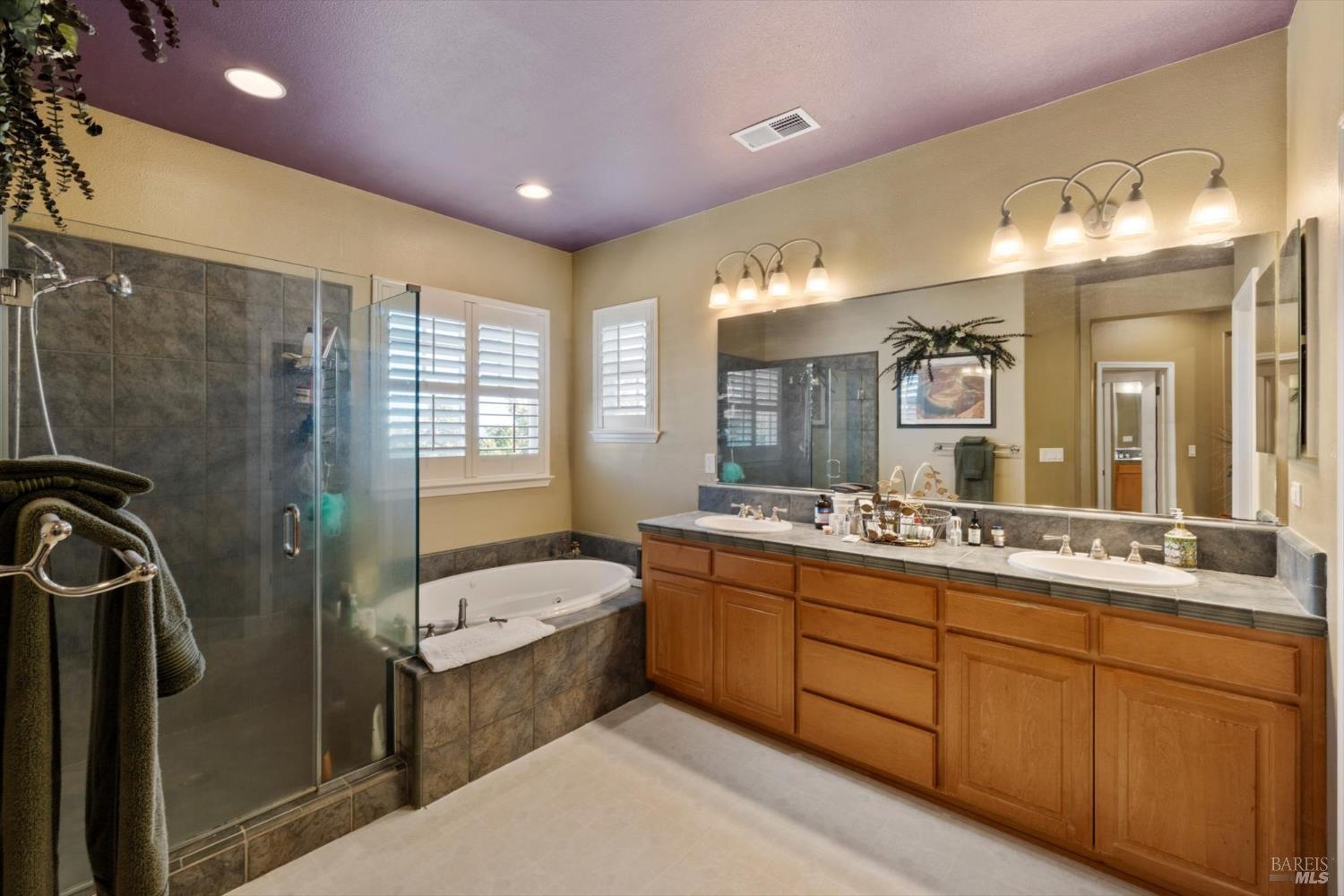 Detail Gallery Image 33 of 78 For 425 Arguello Dr, Benicia,  CA 94510 - 4 Beds | 2/1 Baths