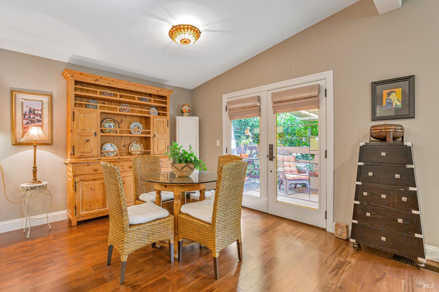 Detail Gallery Image 14 of 39 For 24 San Lucas Ct, Saint Helena,  CA 94574 - 2 Beds | 2/1 Baths