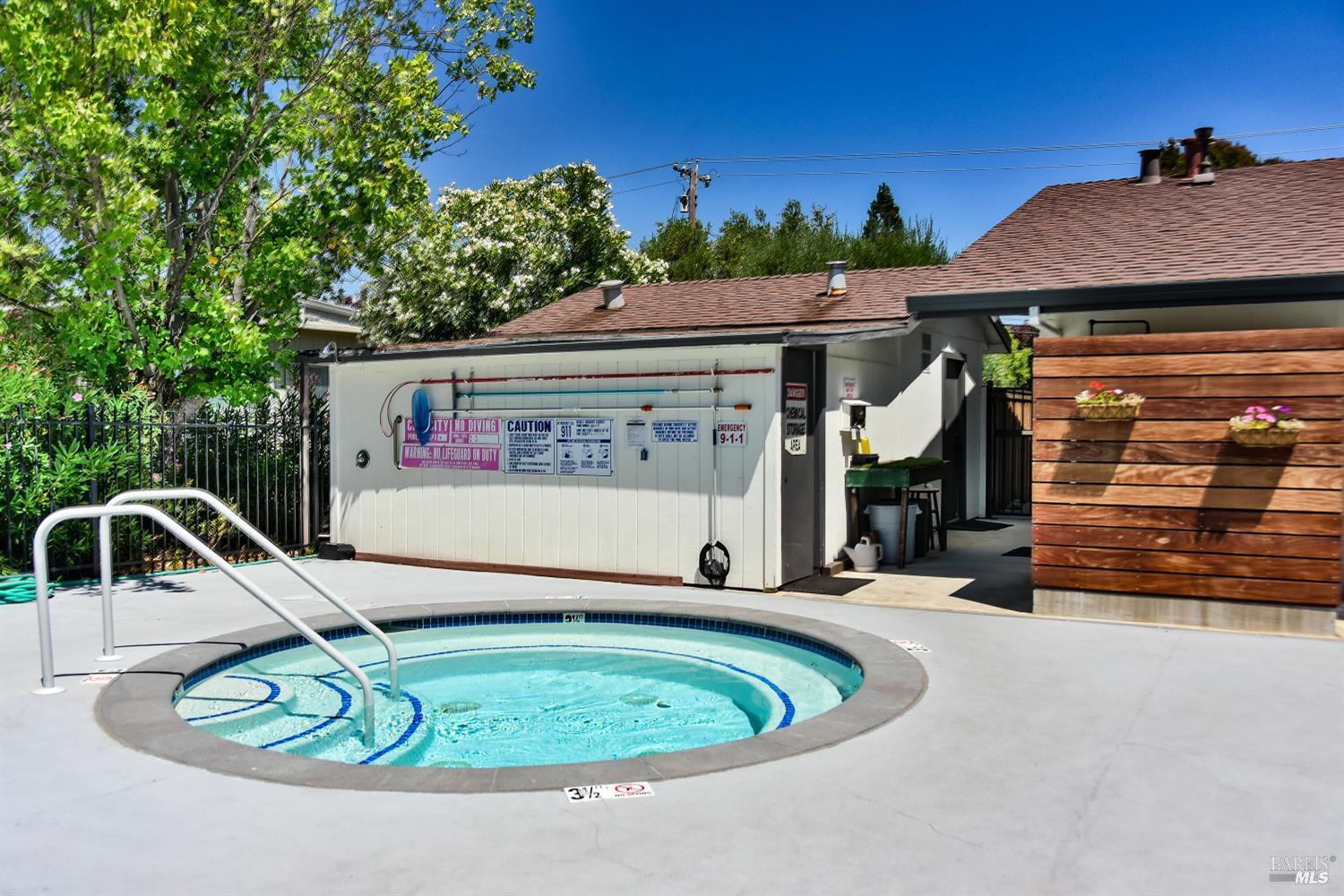 Detail Gallery Image 24 of 25 For 53 Guadalajara Dr, Sonoma,  CA 95476 - 2 Beds | 2 Baths